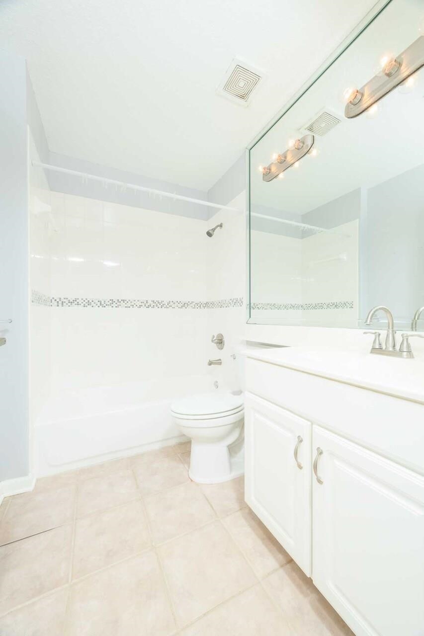 Image 36 of 47 For 1700 Prestwick Pl