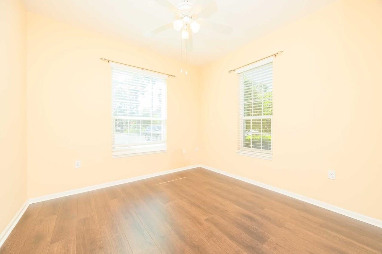 Image 37 of 47 For 1700 Prestwick Pl