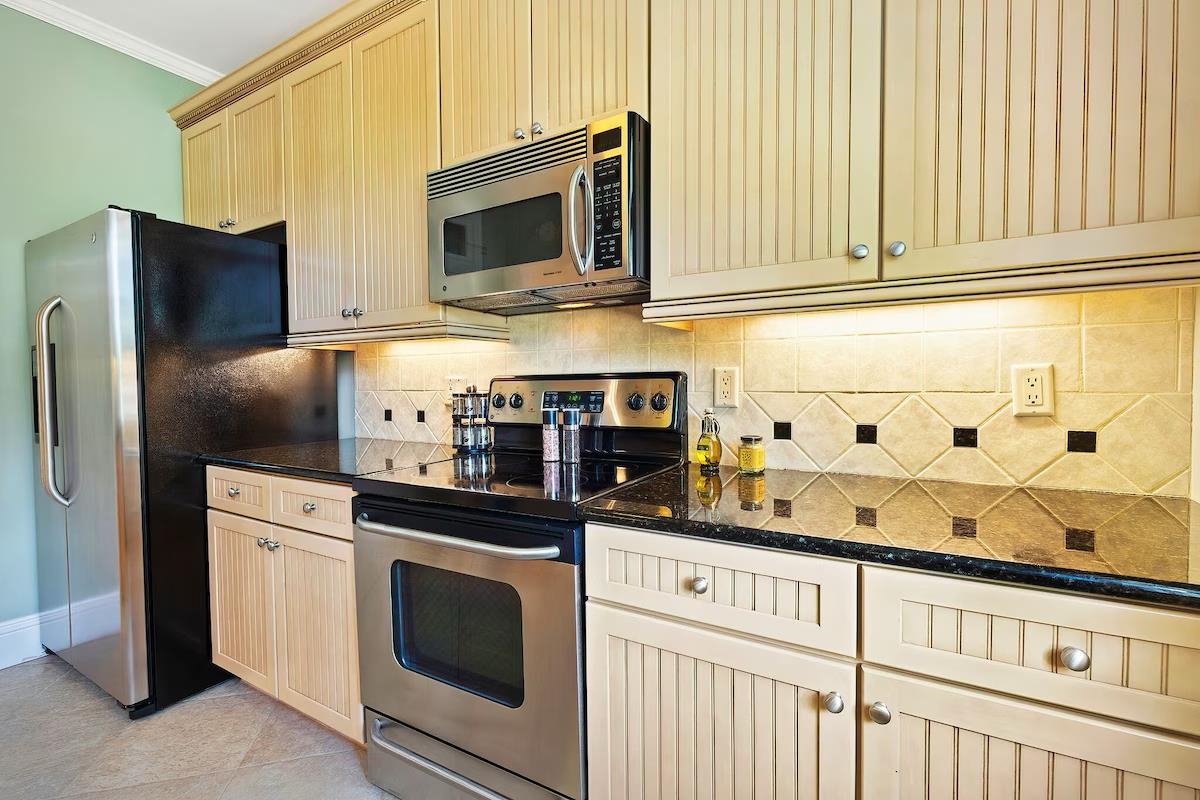 Image 10 of 41 For 172 Cordova St  4&13u