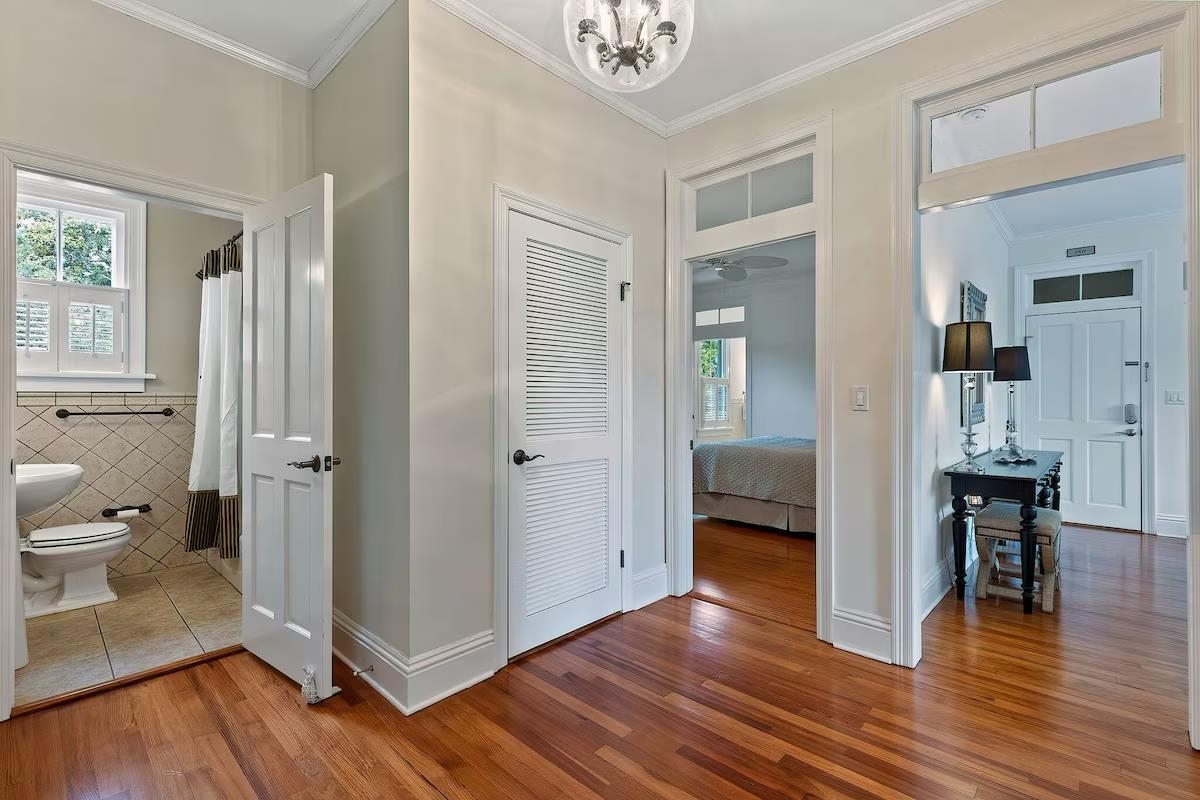 Image 17 of 41 For 172 Cordova St  4&13u