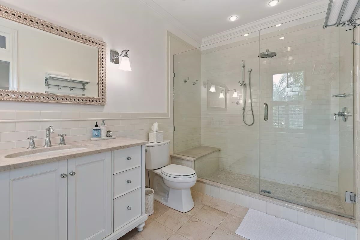 Image 23 of 41 For 172 Cordova St  4&13u