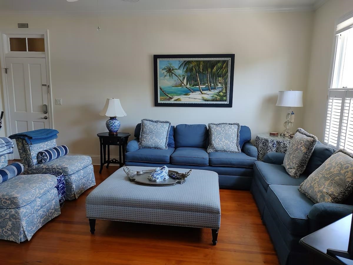 Image 7 of 41 For 172 Cordova St  4&13u