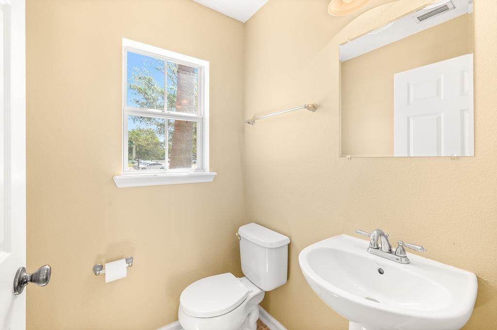 Image 17 of 56 For 211 Crete Ct - End Unit