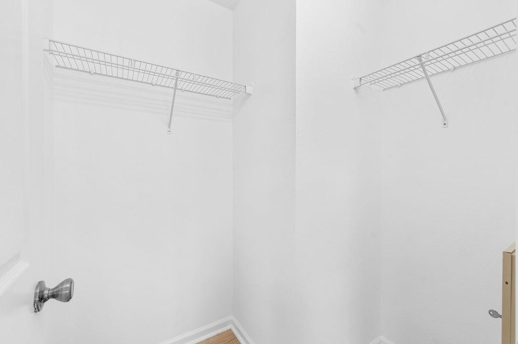 Image 27 of 56 For 211 Crete Ct - End Unit