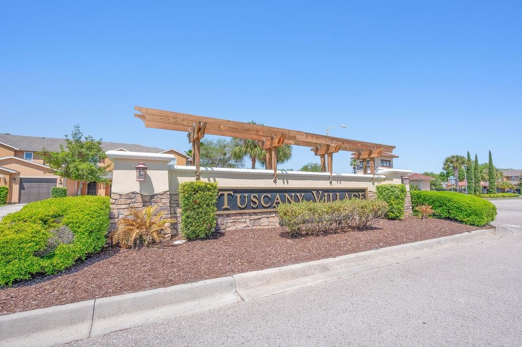 Image 3 of 56 For 211 Crete Ct - End Unit