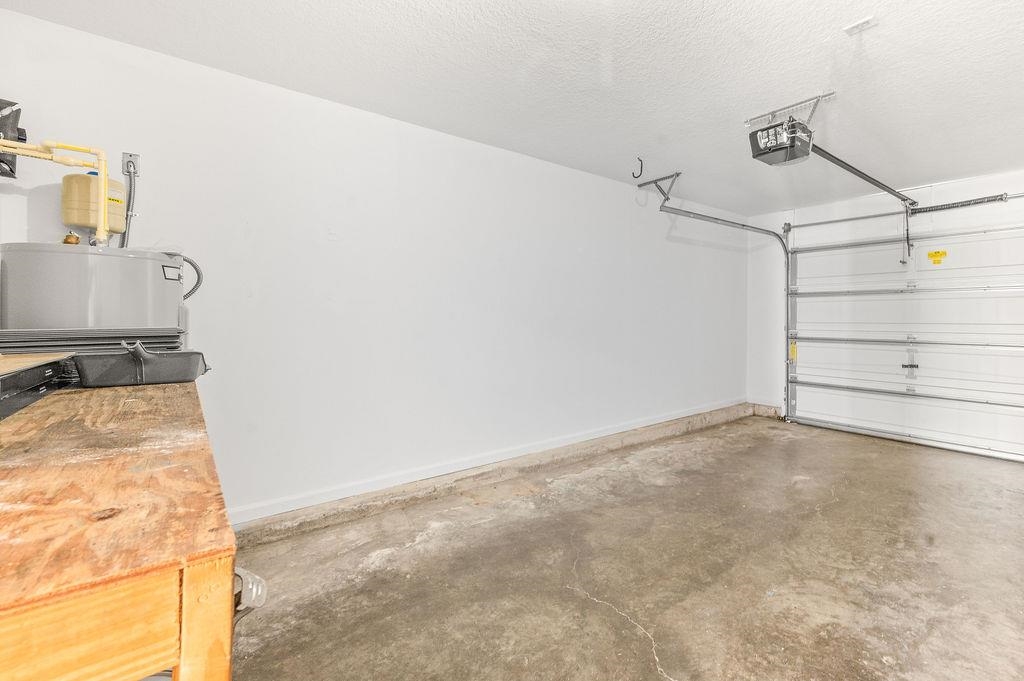 Image 39 of 56 For 211 Crete Ct - End Unit