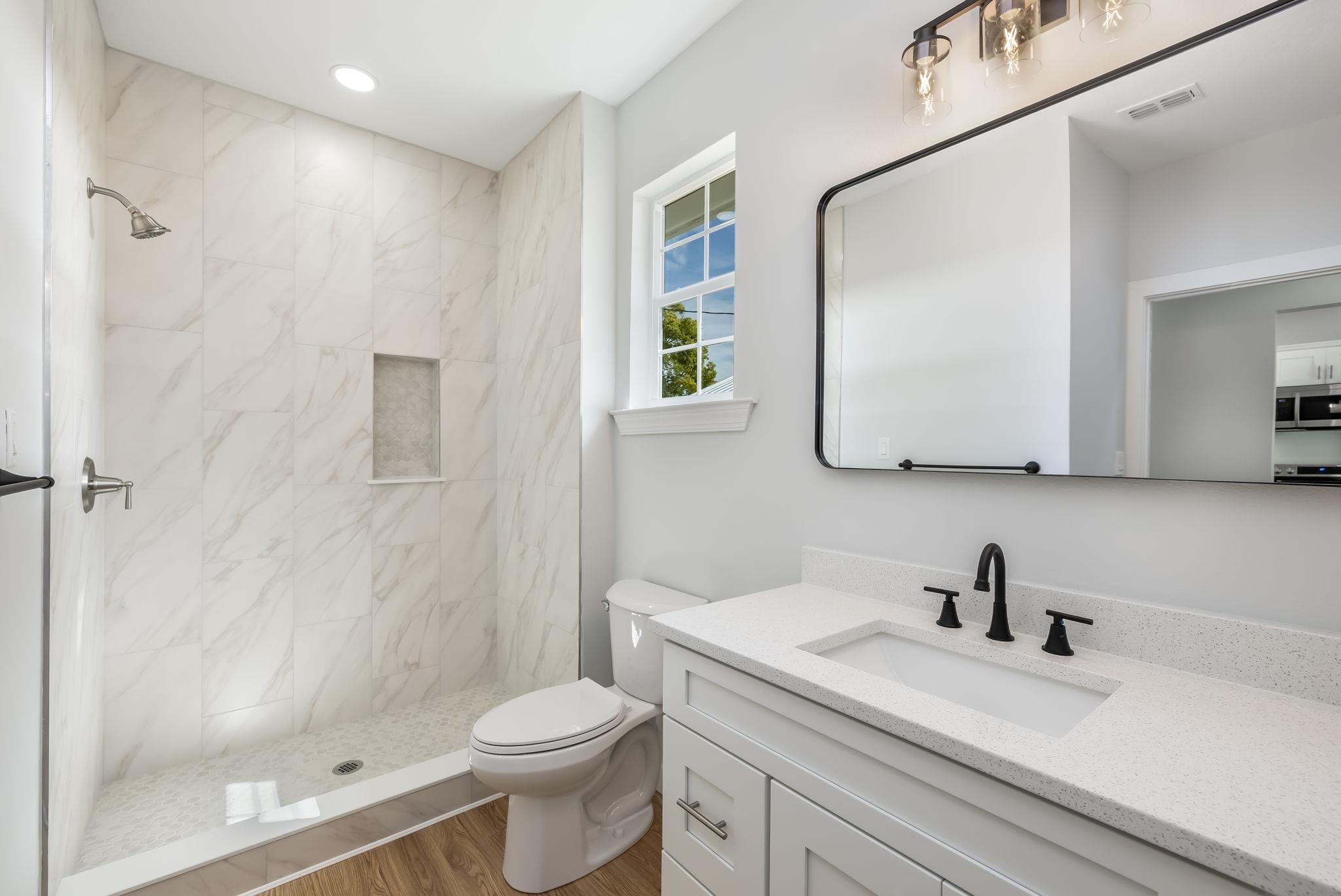 Image 15 of 39 For 98 Bruen St  