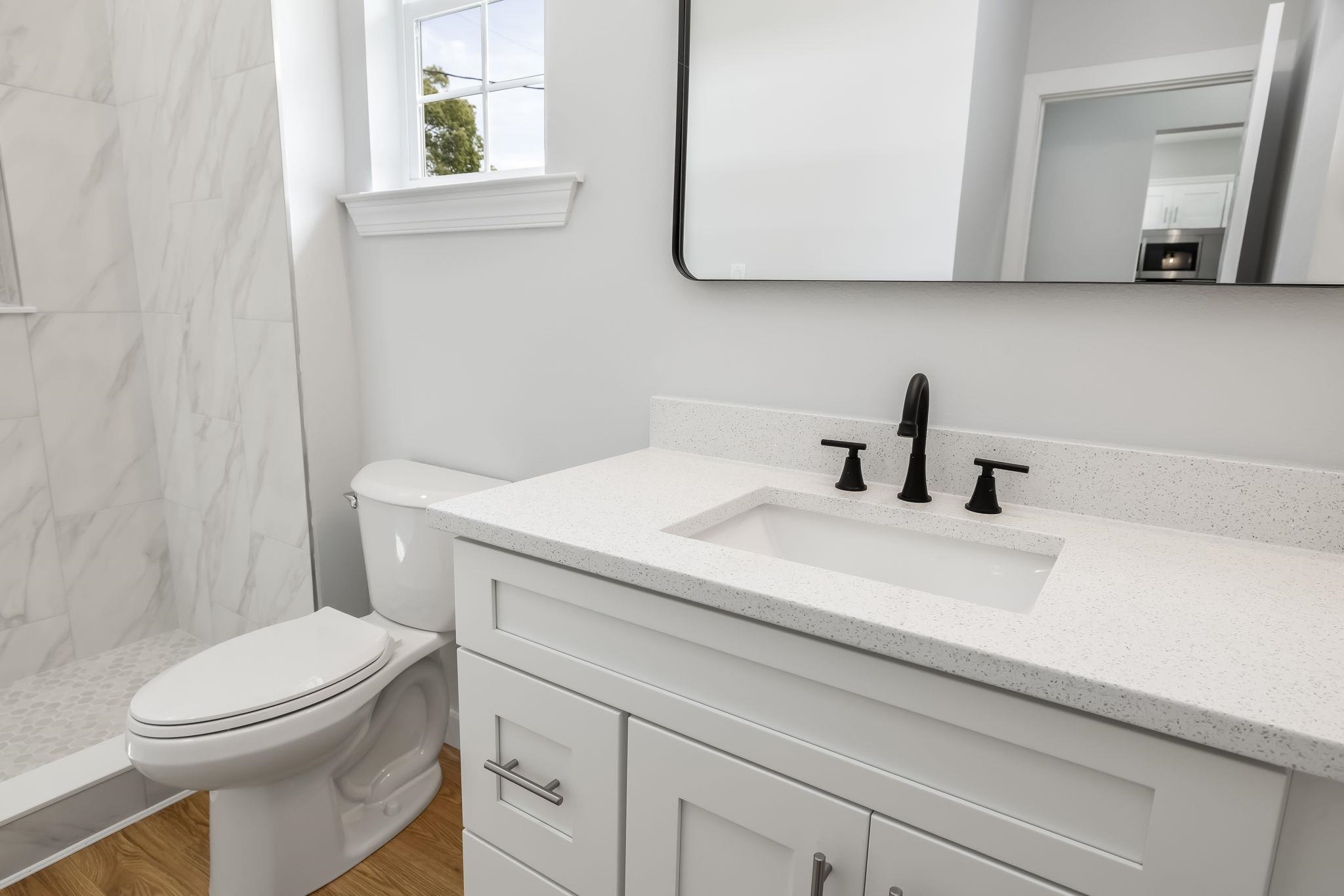 Image 17 of 39 For 98 Bruen St  