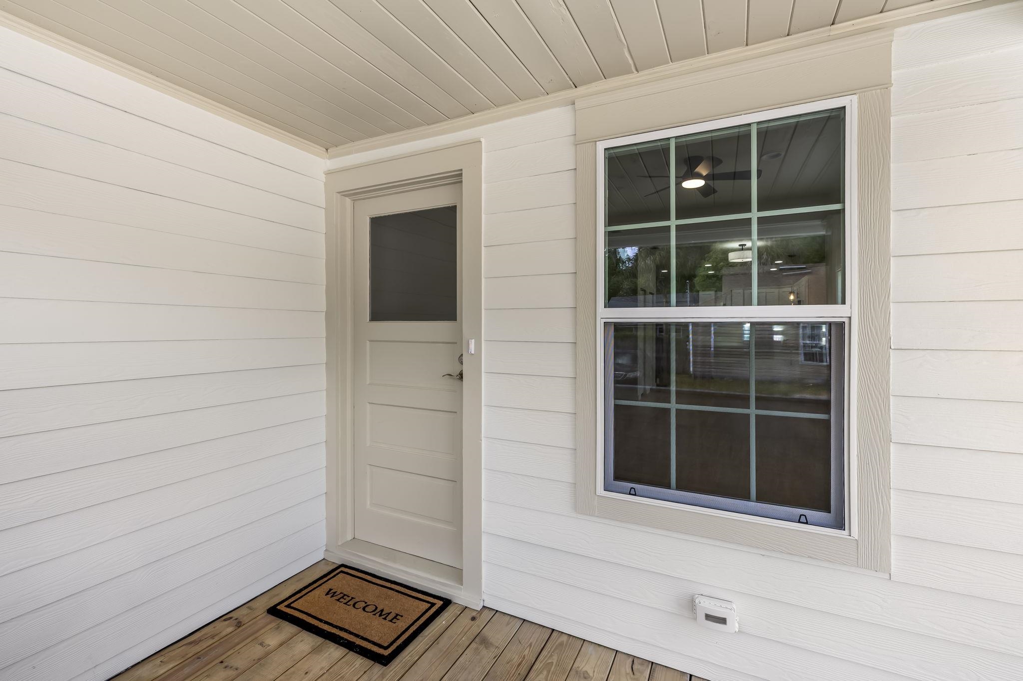 Image 19 of 39 For 98 Bruen St  