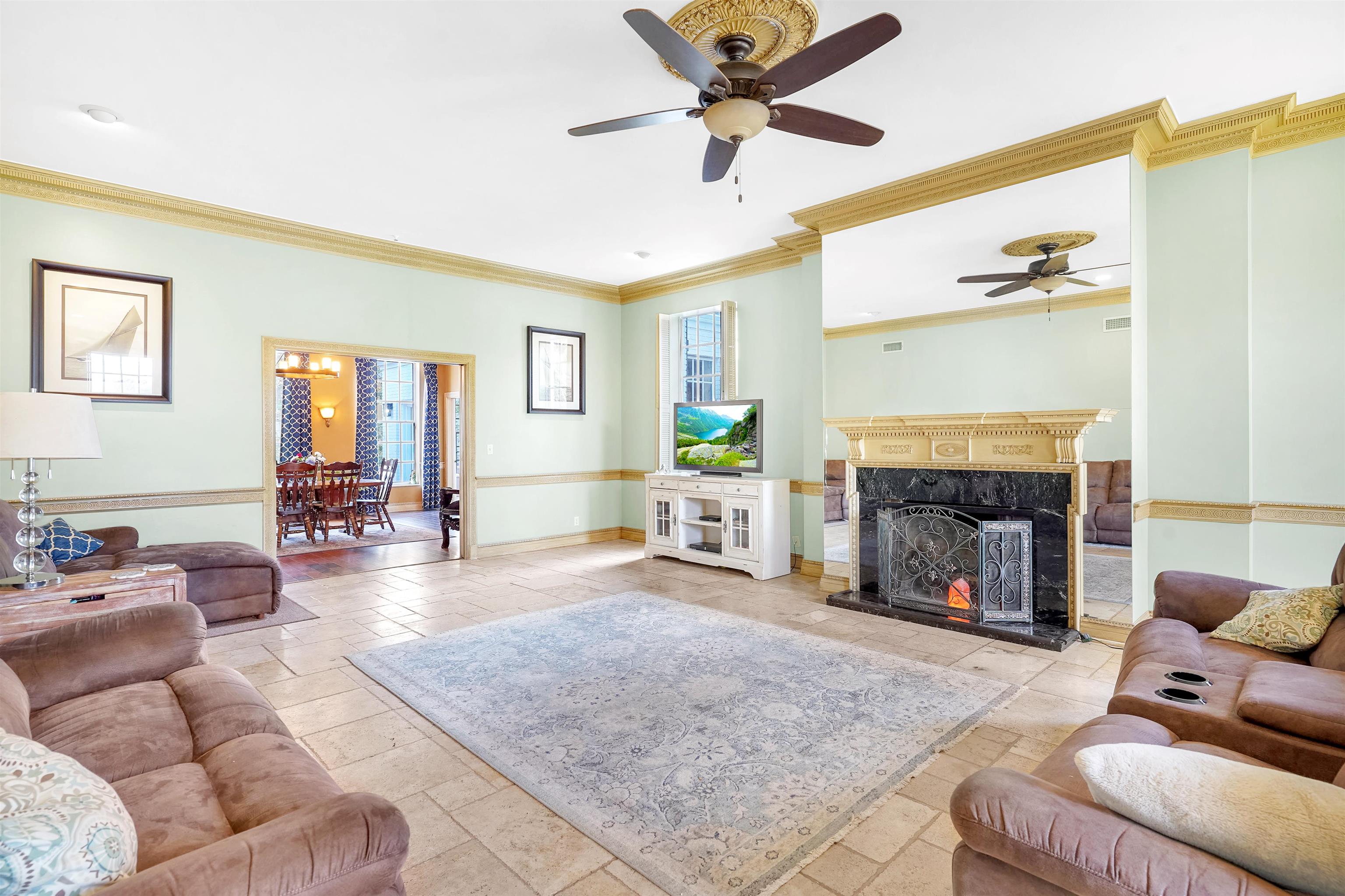 Image 11 of 50 For 40 Willow Drive