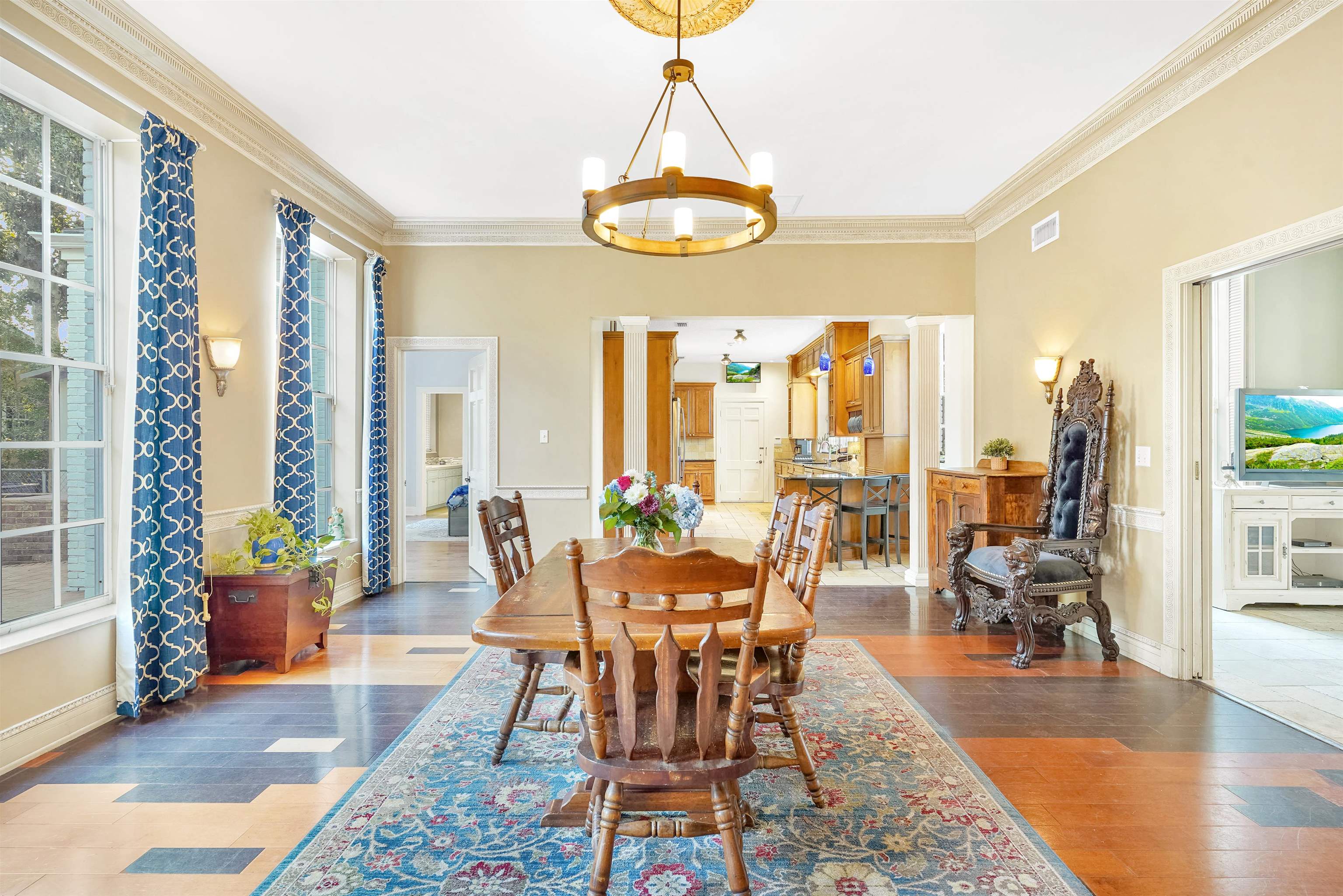 Image 13 of 50 For 40 Willow Drive