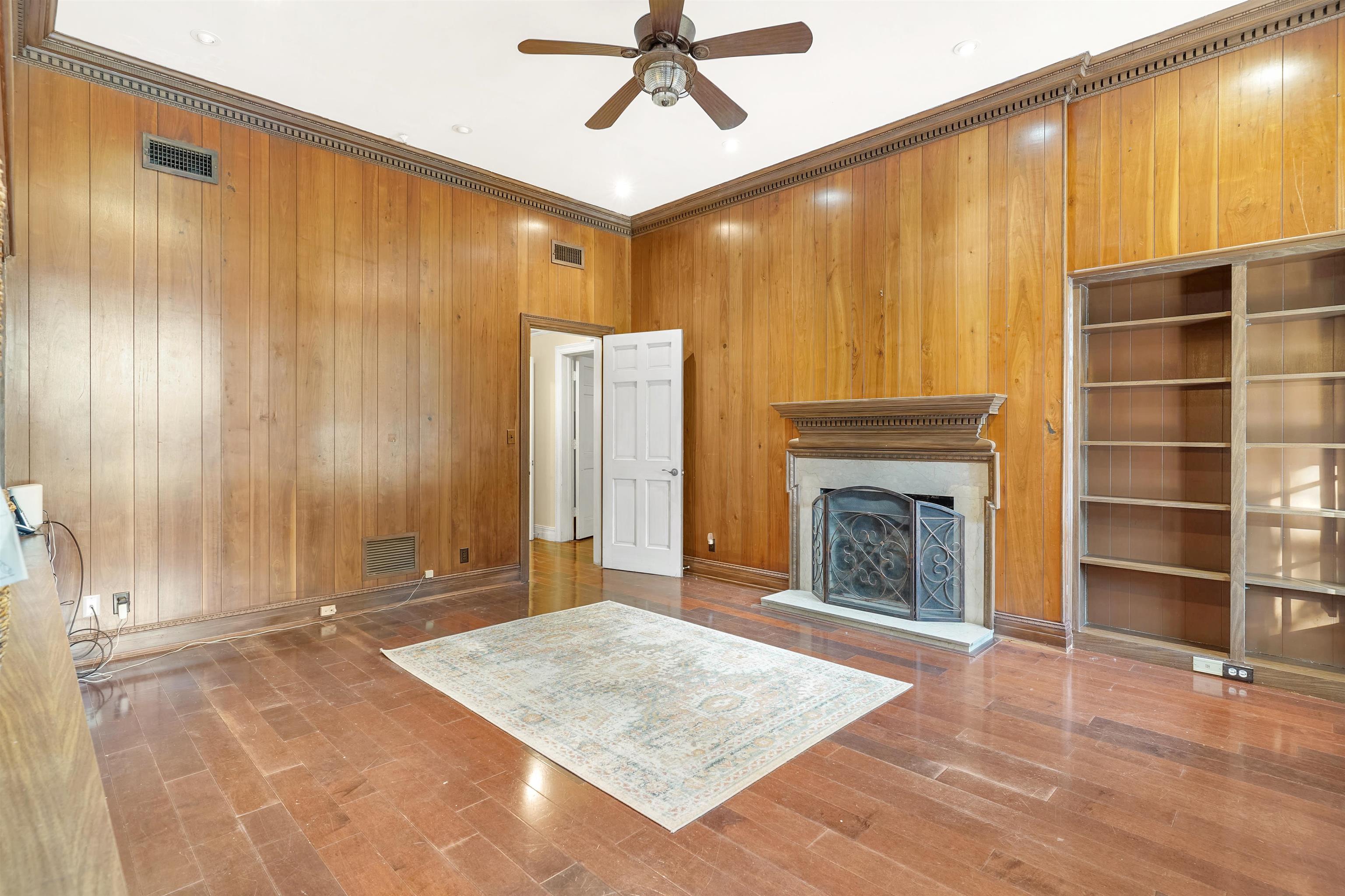 Image 29 of 50 For 40 Willow Drive