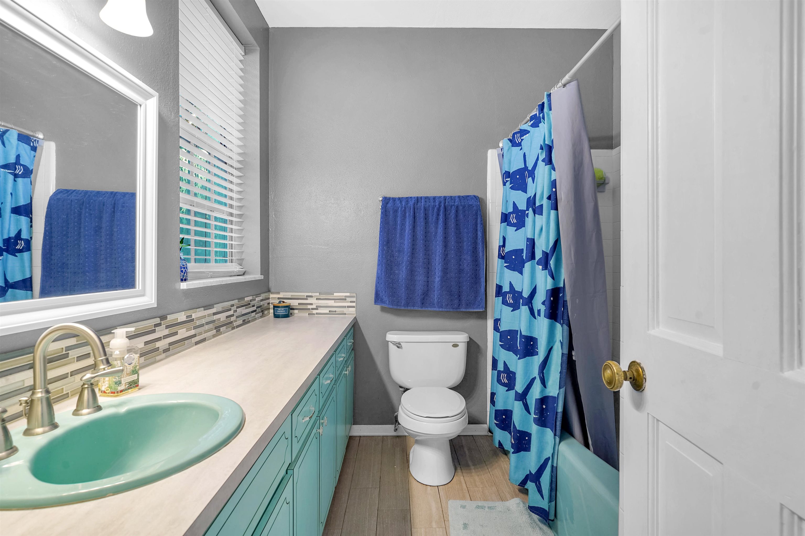 Image 38 of 50 For 40 Willow Drive