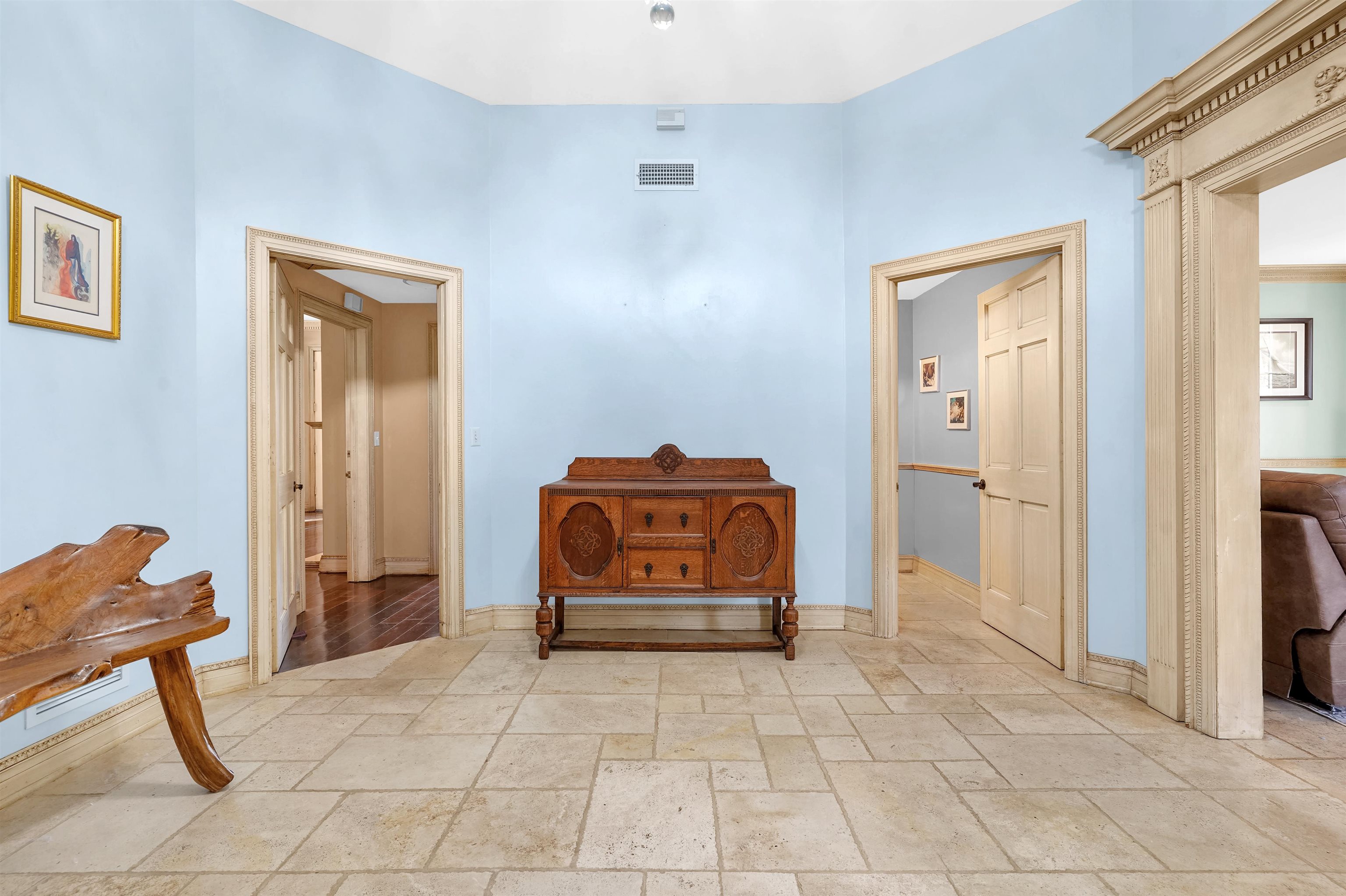 Image 9 of 50 For 40 Willow Drive