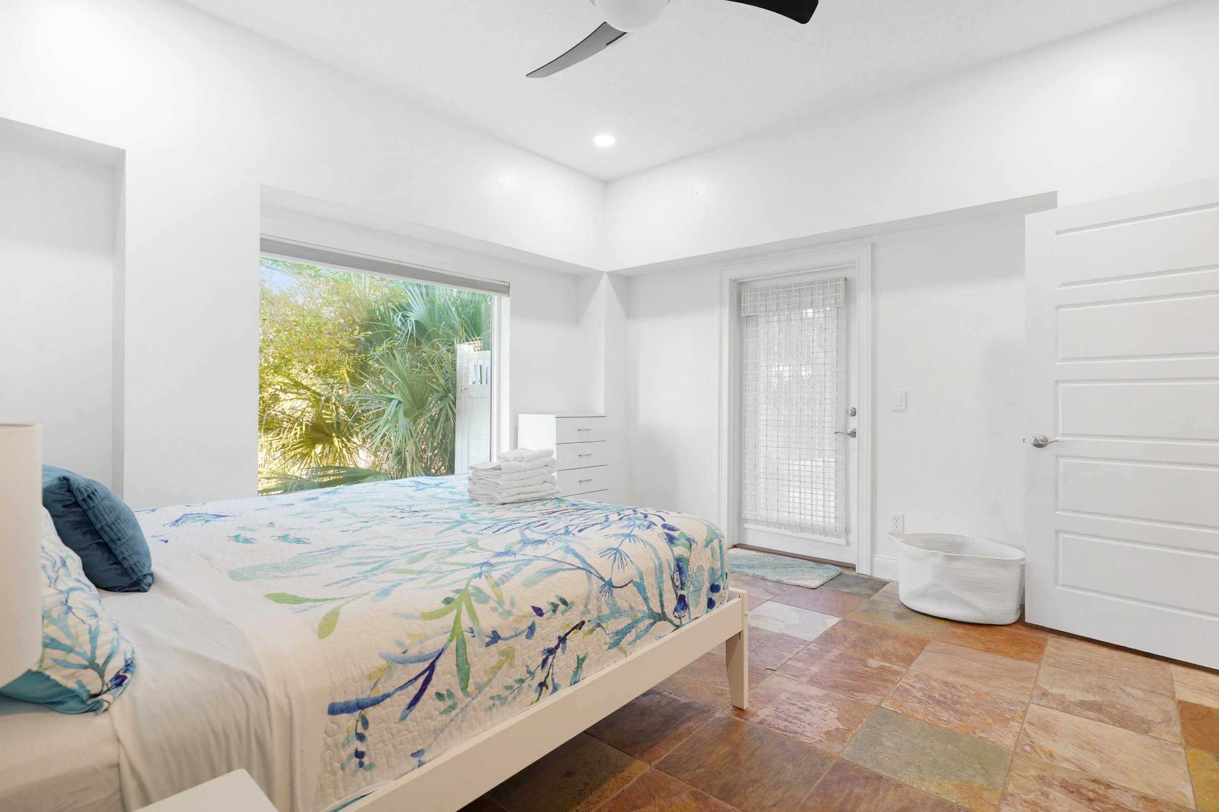 Image 19 of 60 For 2696 Palencia St