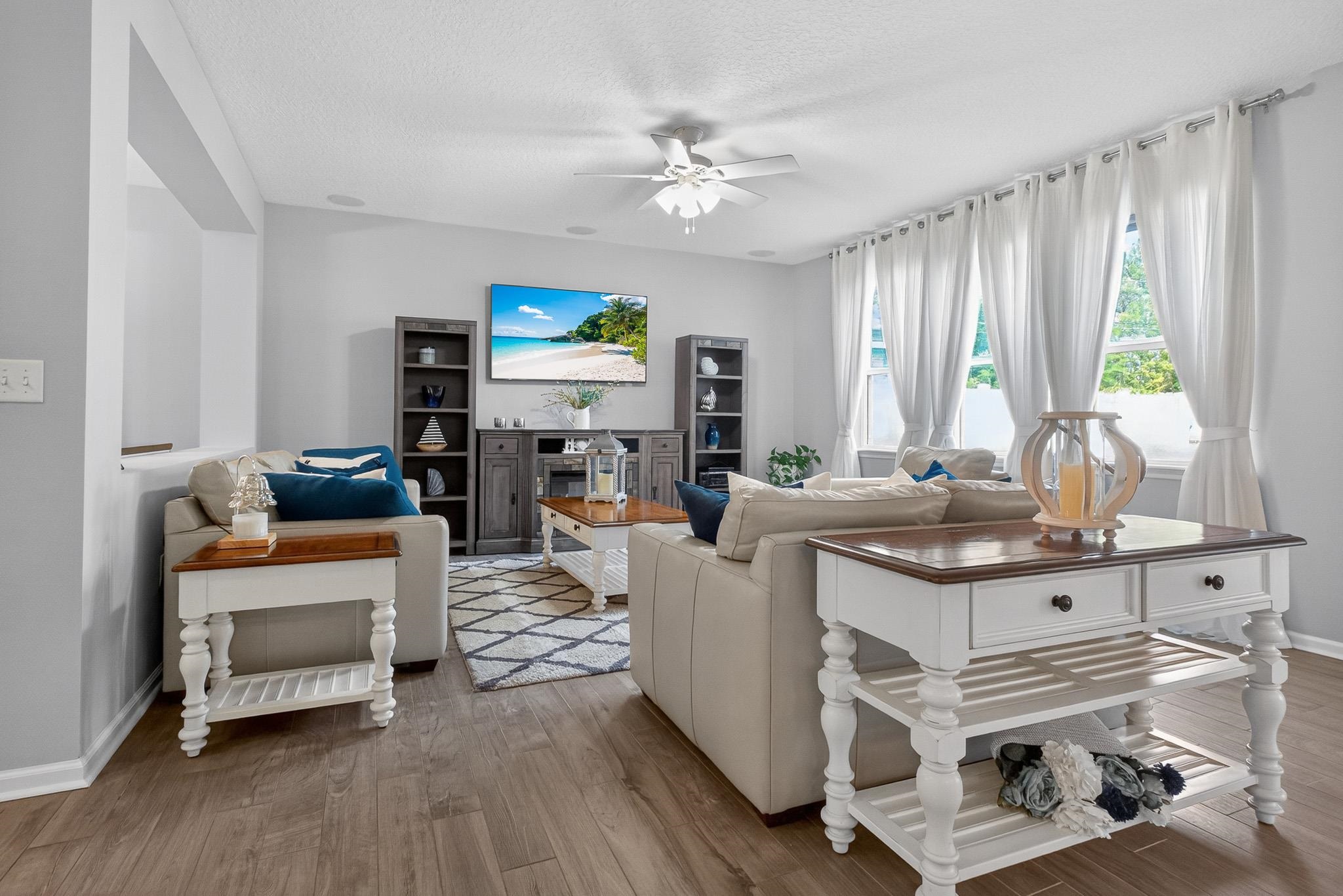 Image 20 of 59 For 3017 Angora Bay Dr