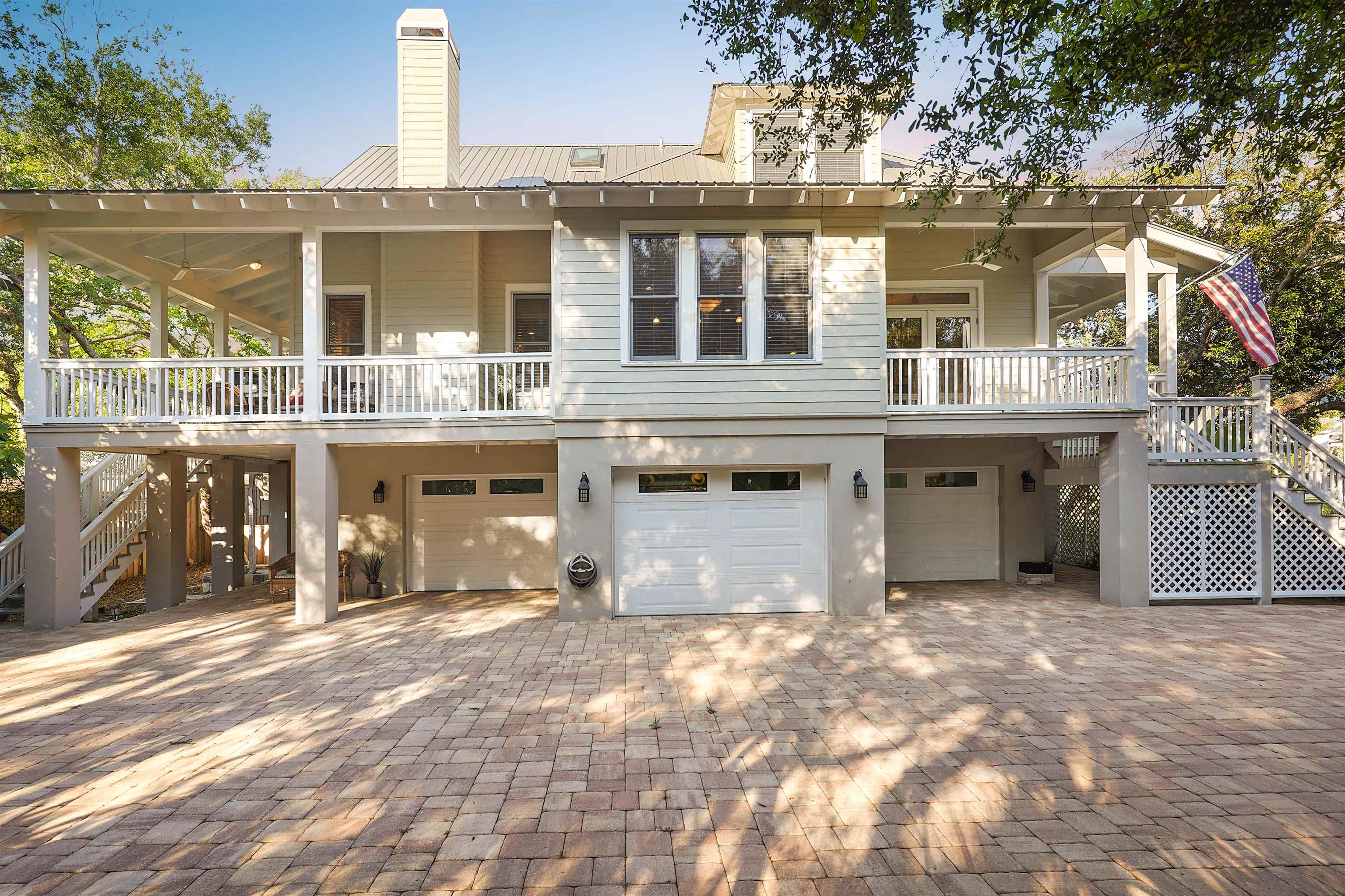 Image 2 of 62 For 216 Fifth St