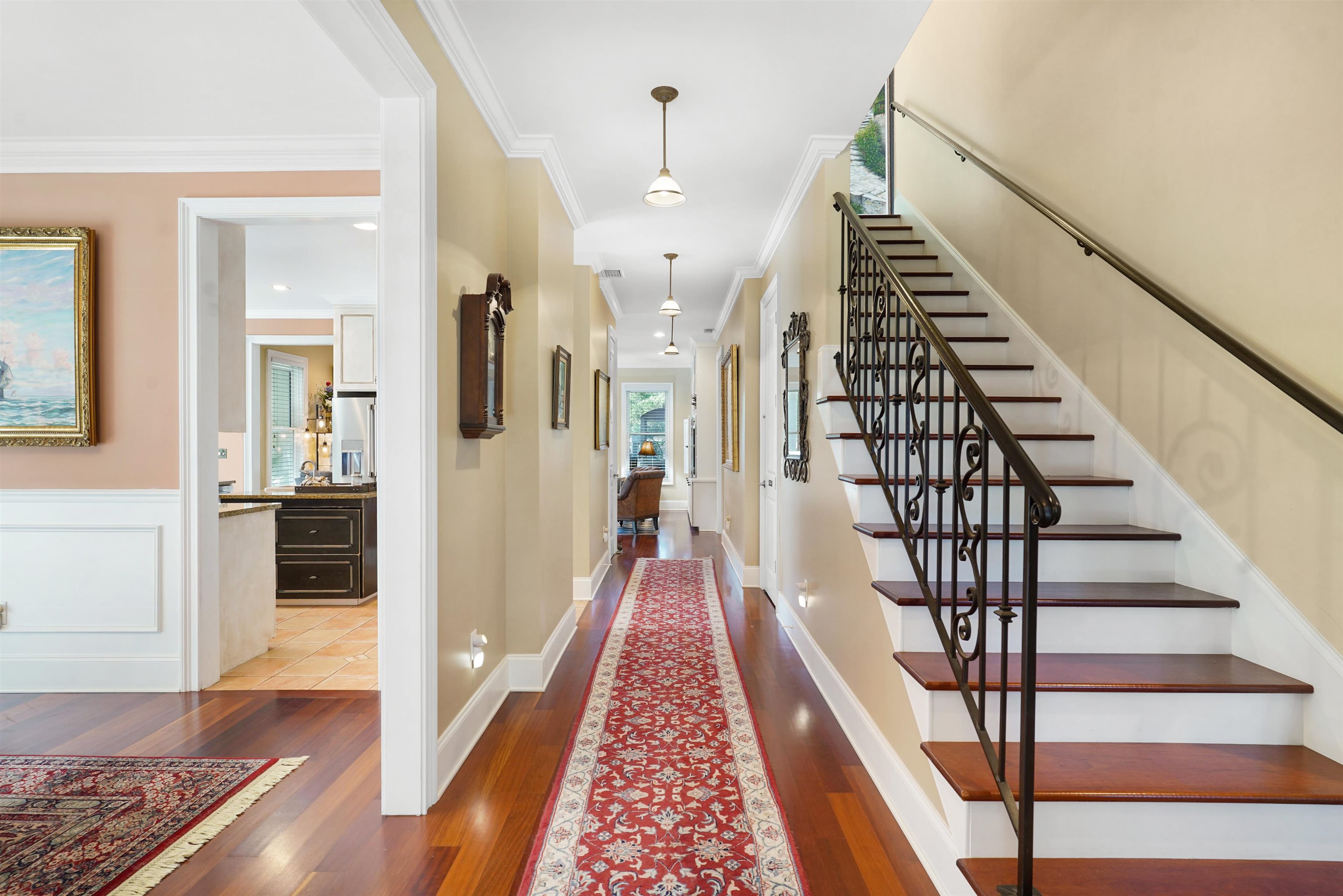 Image 29 of 62 For 216 Fifth St