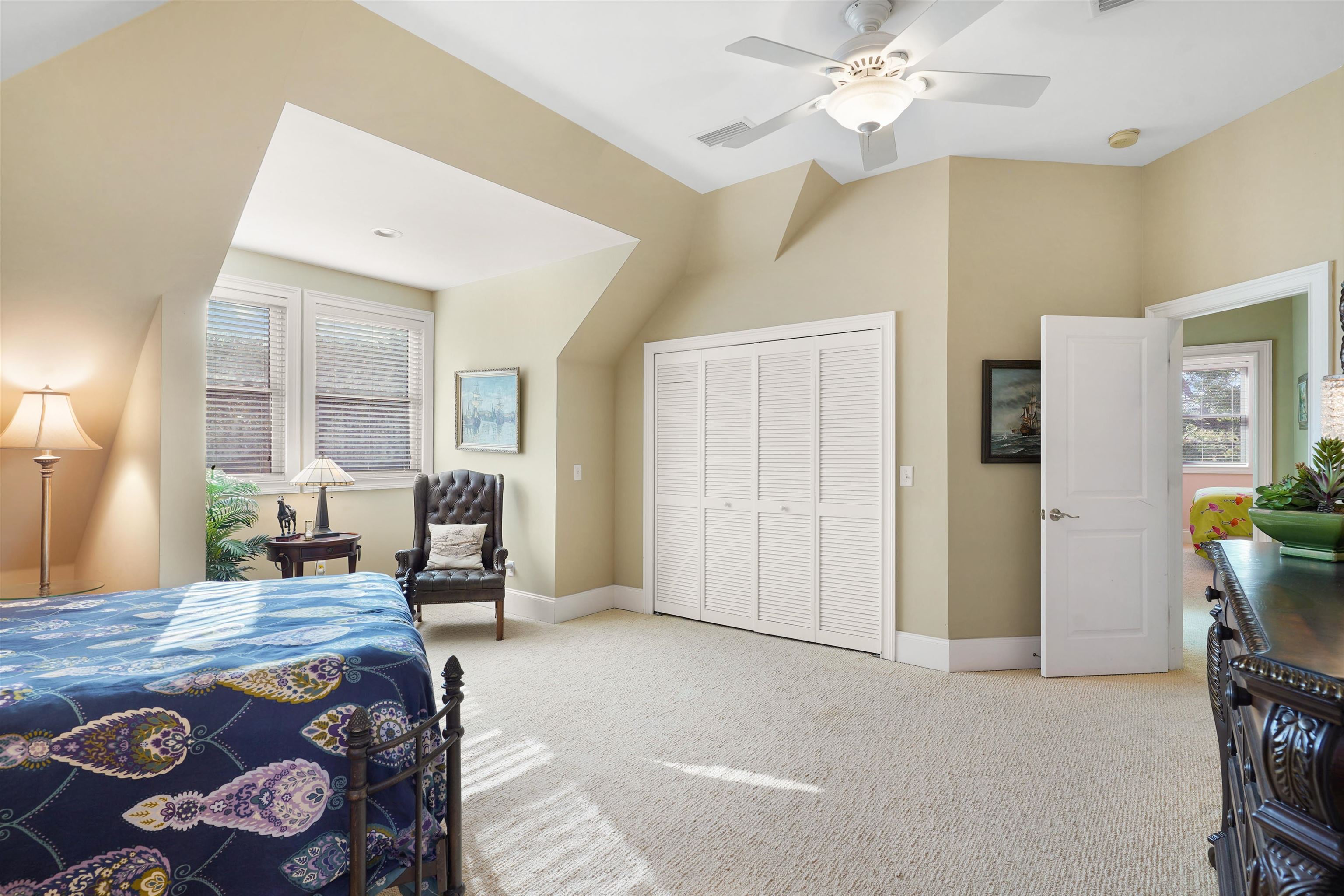 Image 33 of 62 For 216 Fifth St