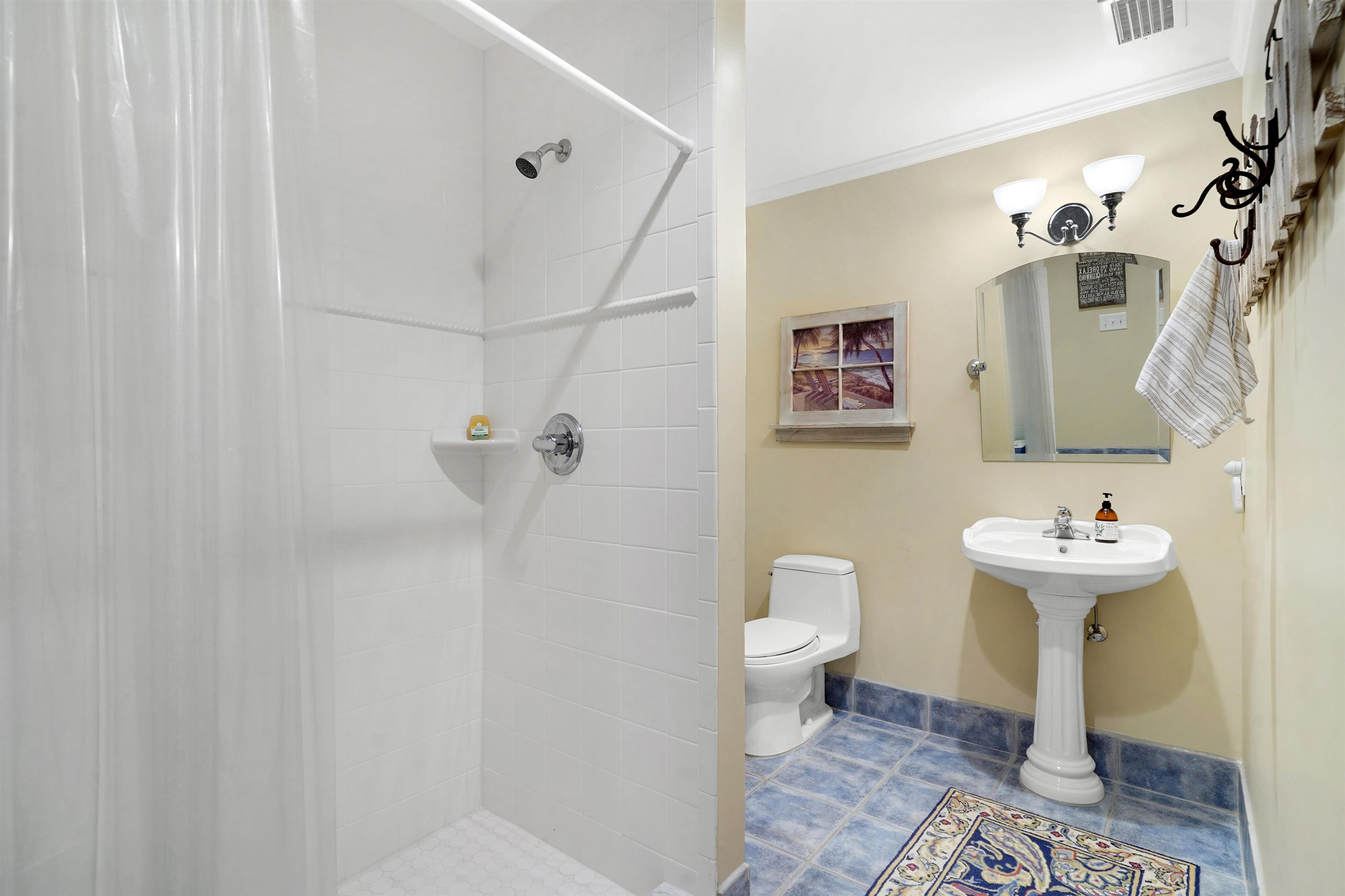 Image 45 of 62 For 216 Fifth St