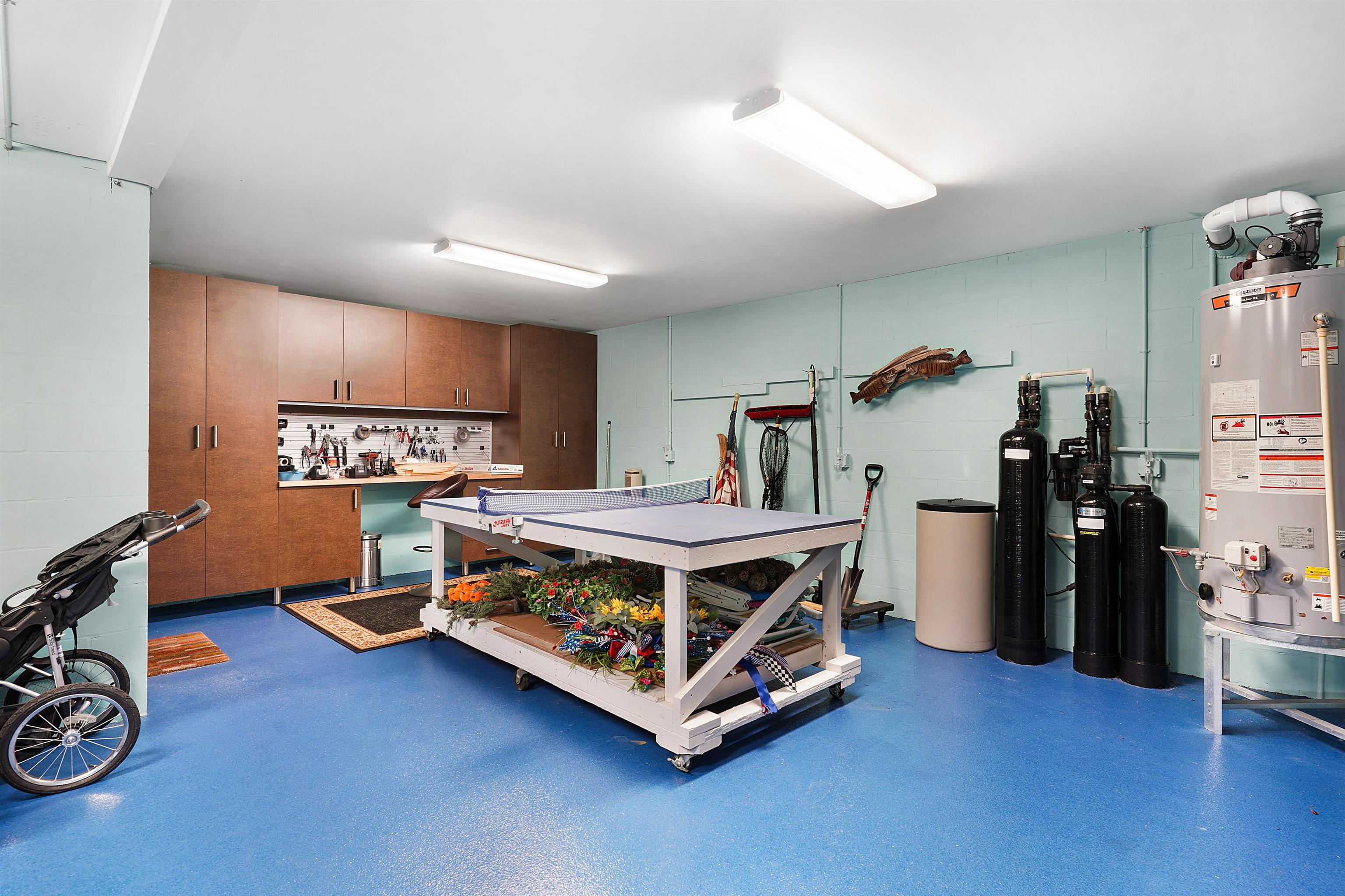 Image 47 of 62 For 216 Fifth St