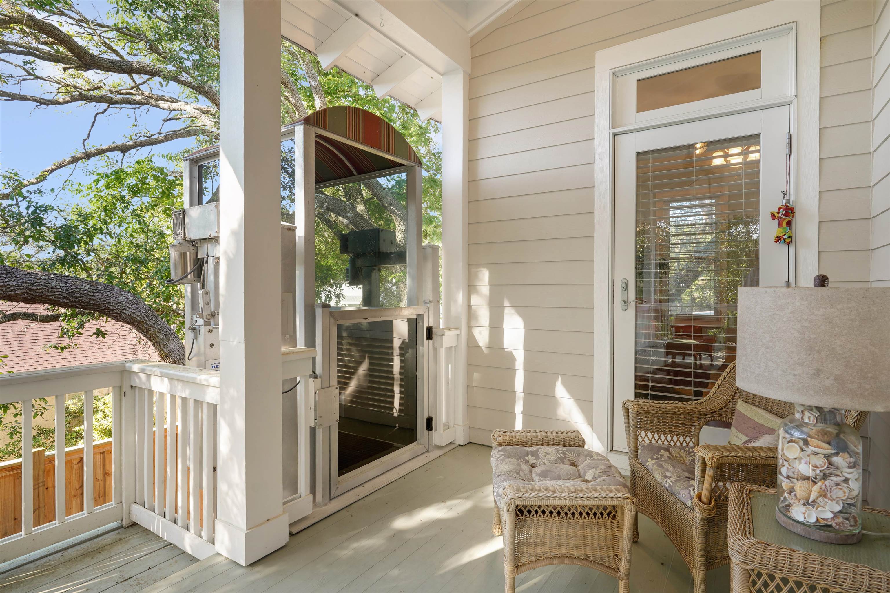 Image 52 of 62 For 216 Fifth St