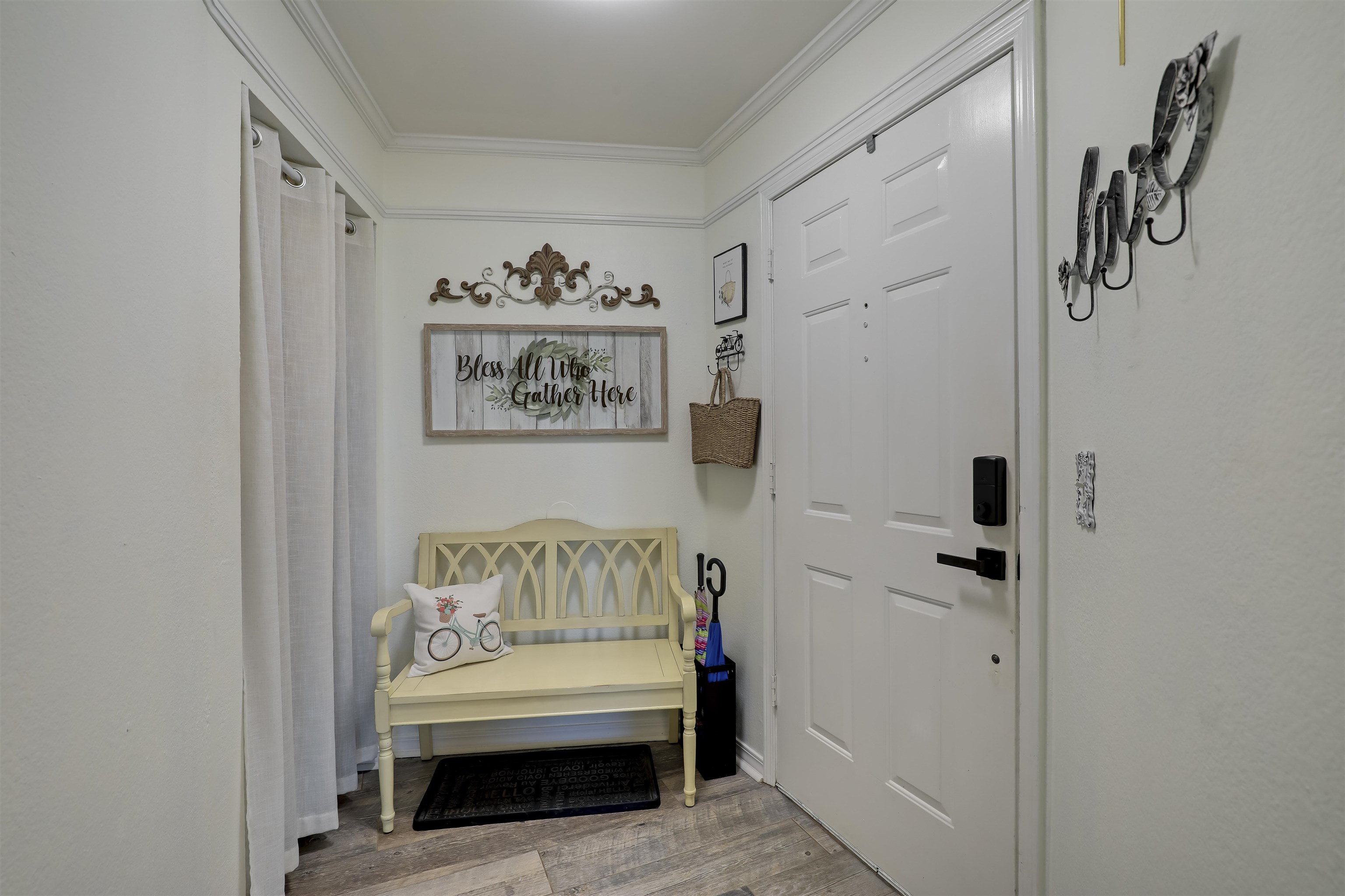 Image 13 of 59 For 110 Ocean Hollow Ln  101