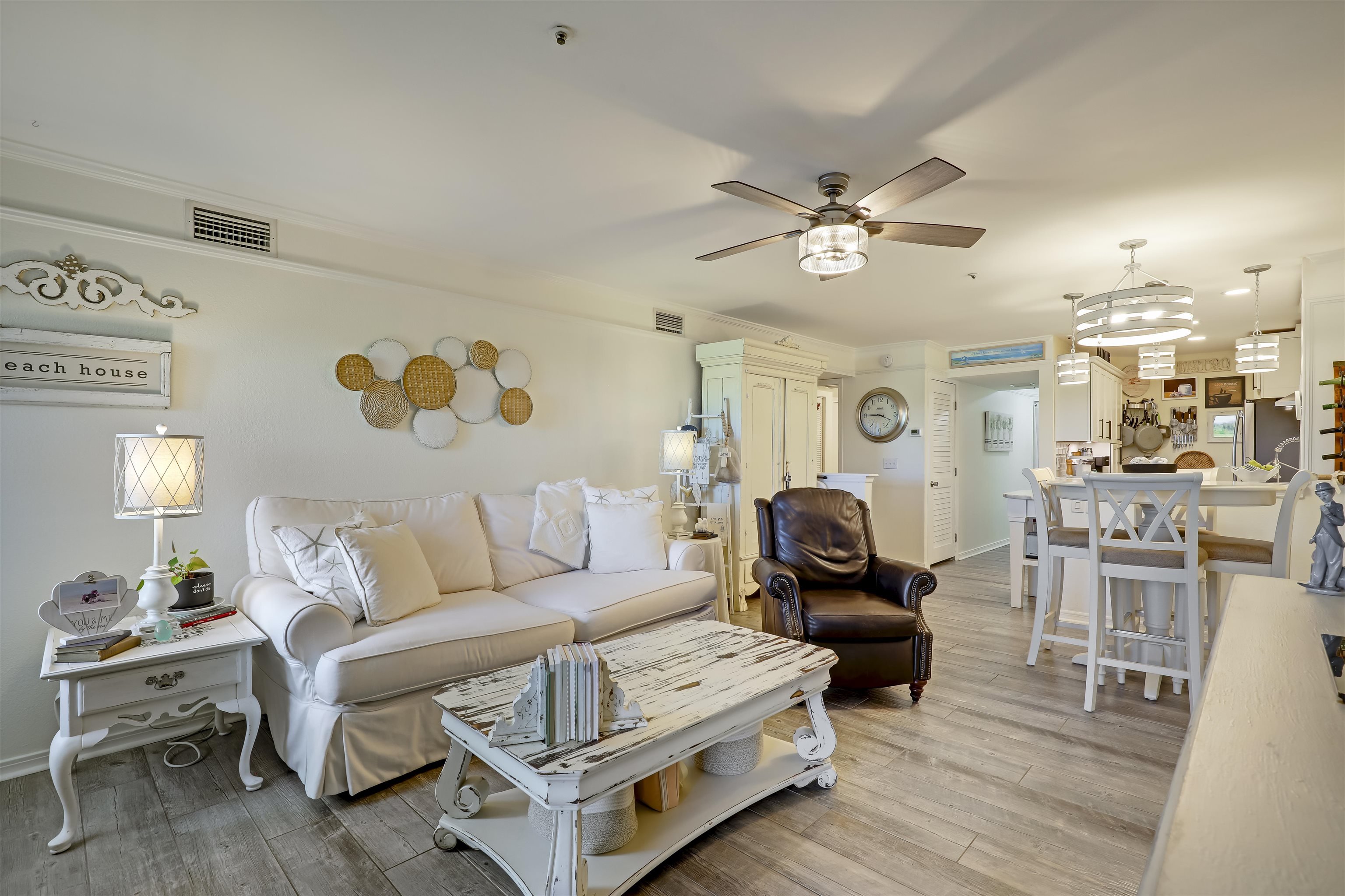 Image 26 of 59 For 110 Ocean Hollow Ln  101