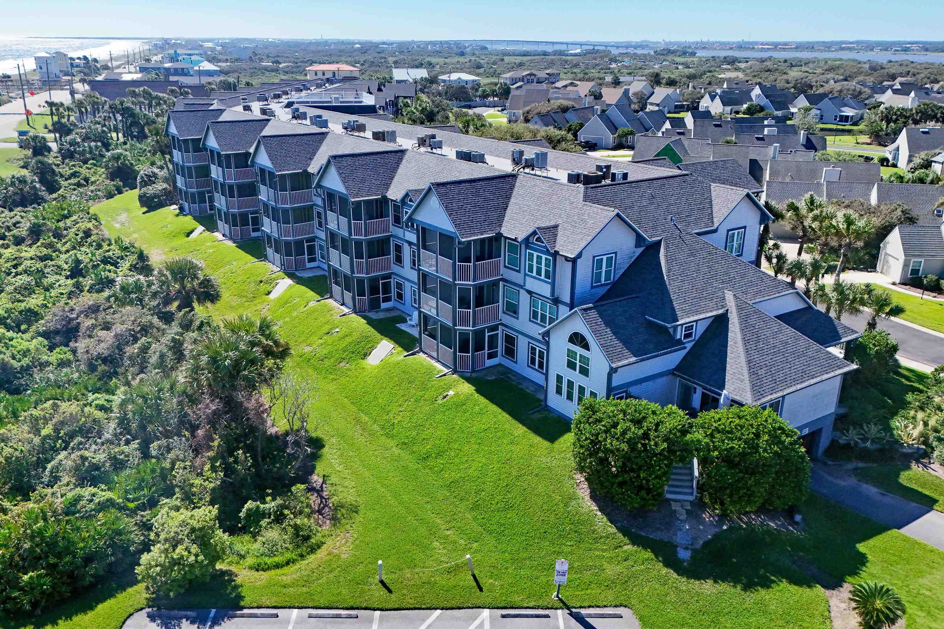 Image 38 of 59 For 110 Ocean Hollow Ln  101