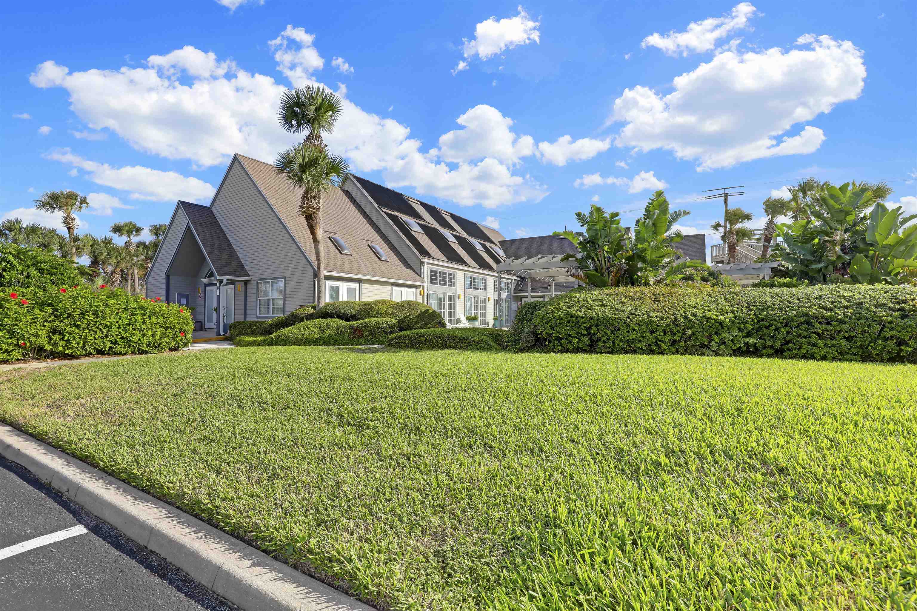 Image 41 of 59 For 110 Ocean Hollow Ln  101