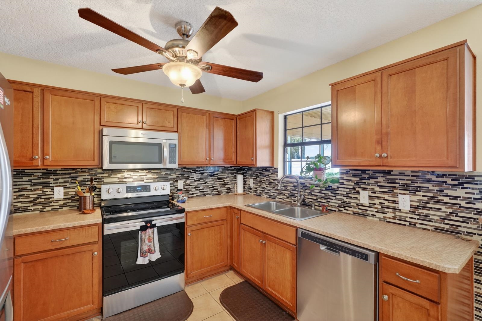 Image 15 of 49 For 7200 Andrew Jackson St