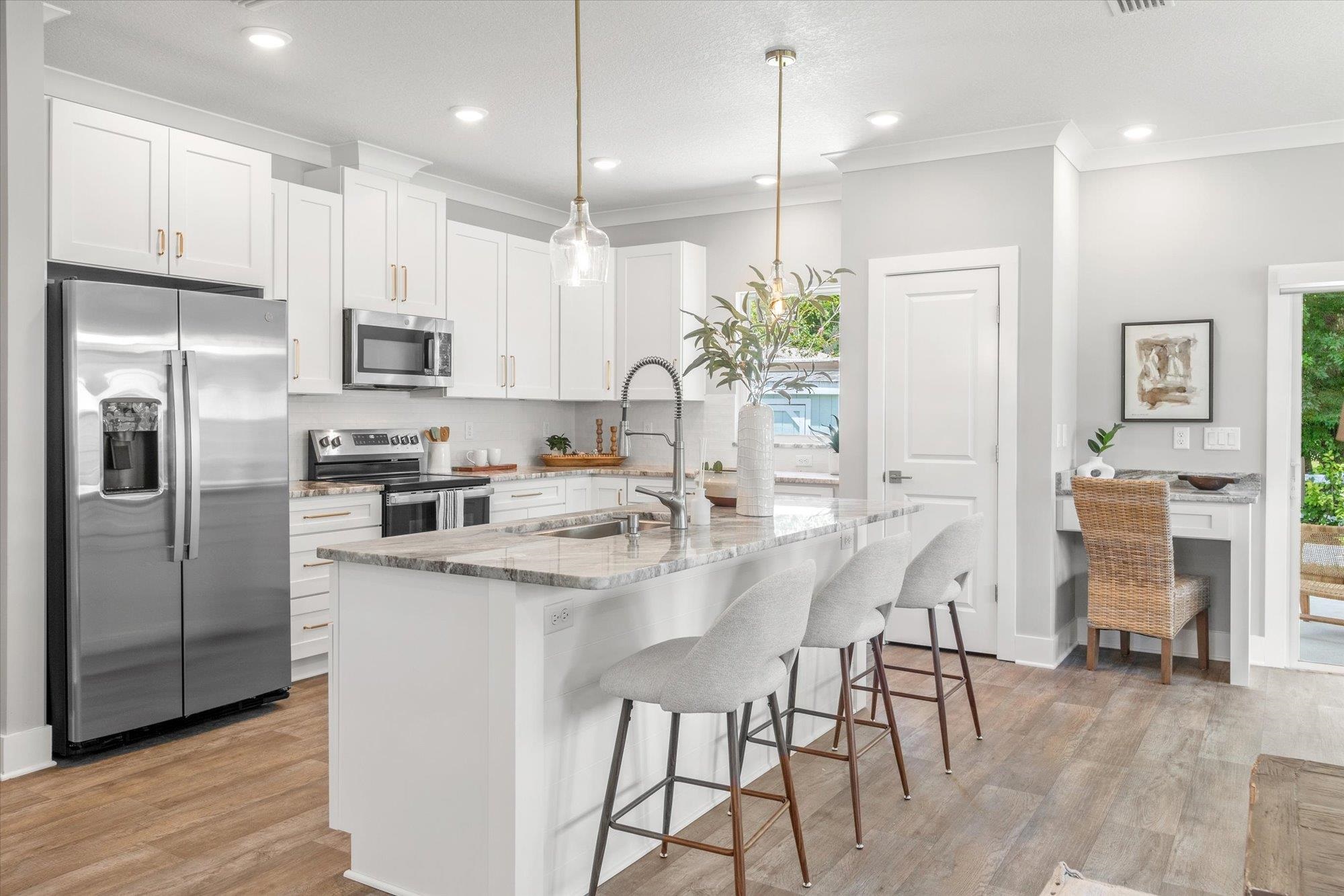 Image 11 of 63 For 6779 Magnolia Lane