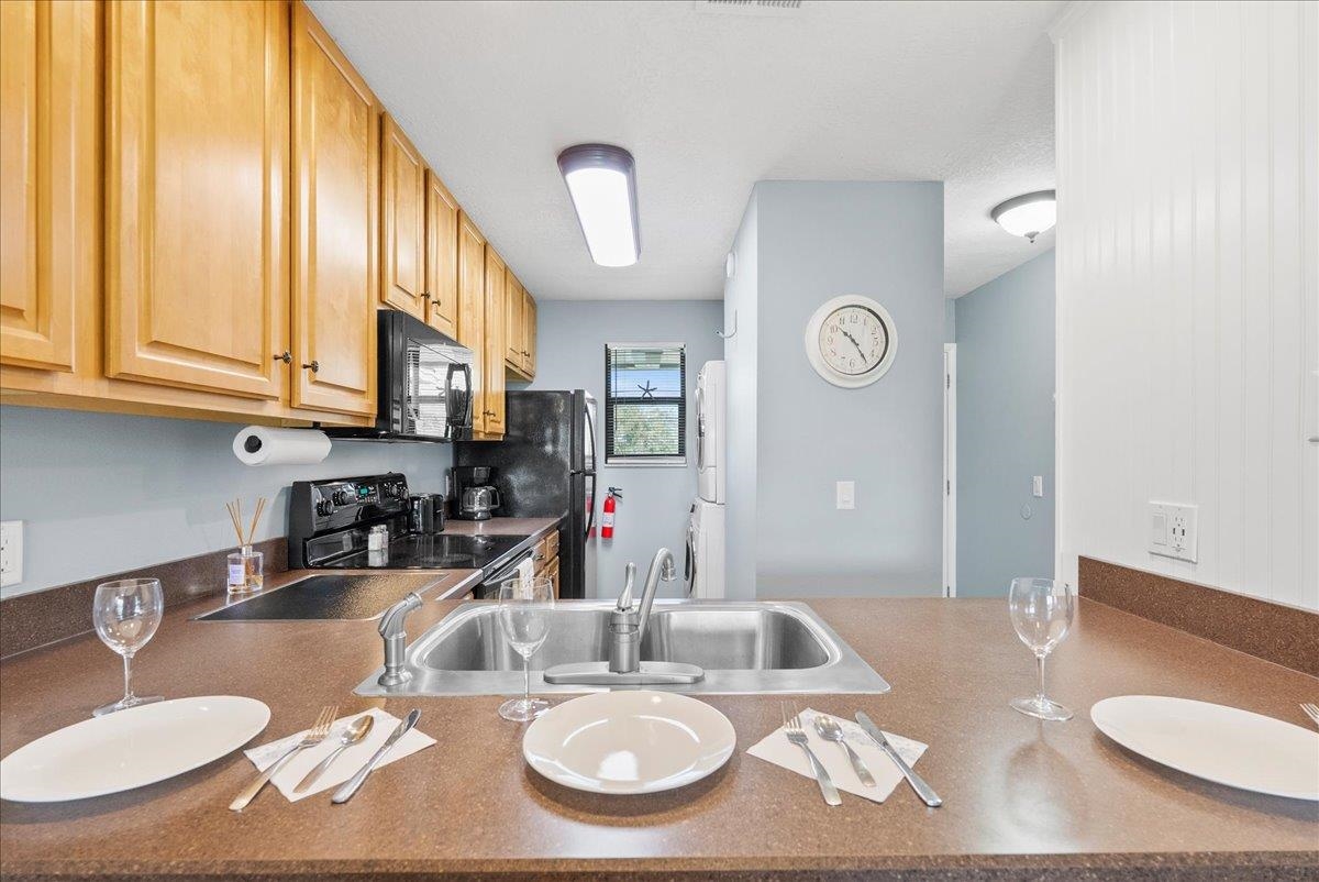 Image 13 of 51 For 650 Pope Rd W 205