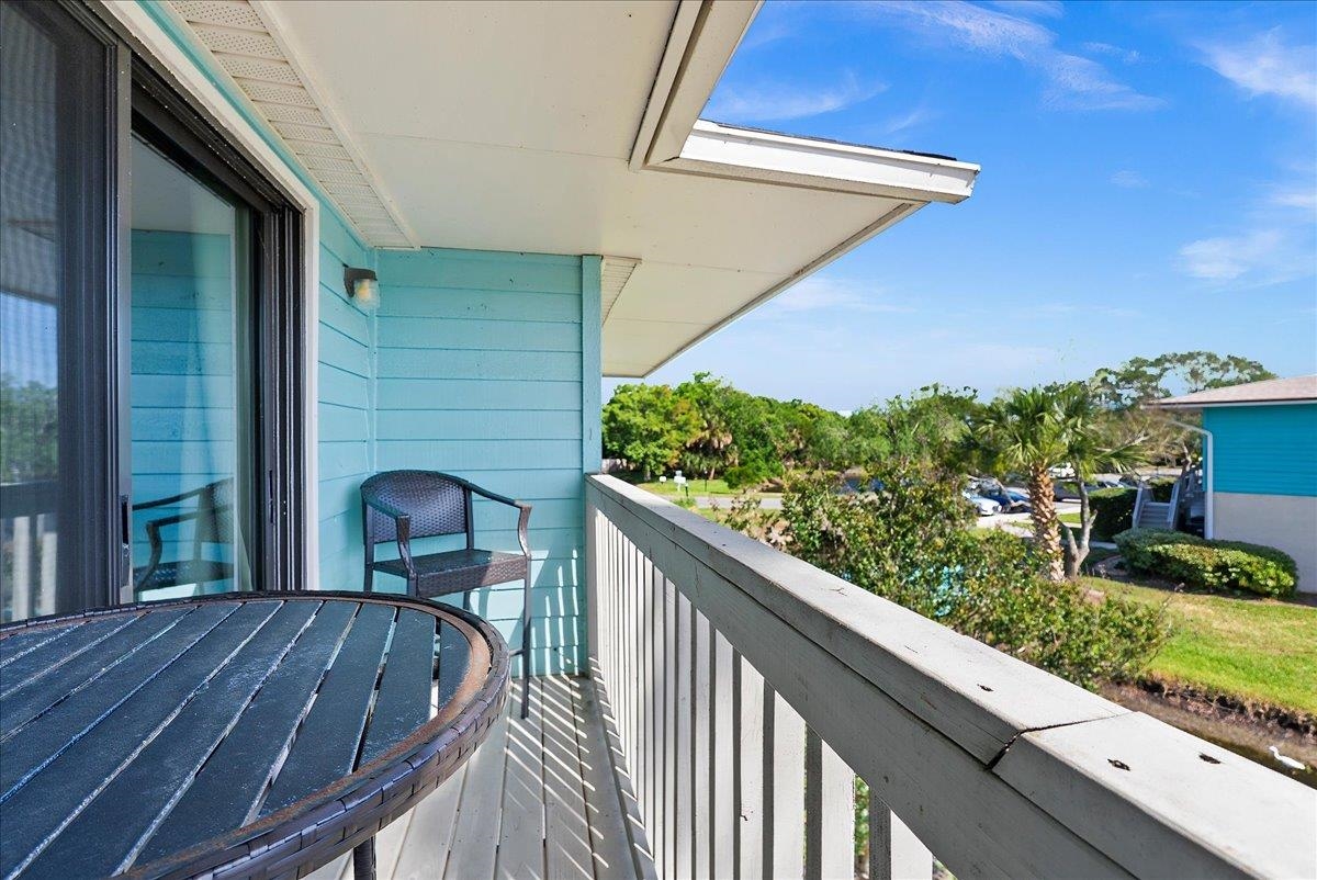 Image 32 of 51 For 650 Pope Rd W 205