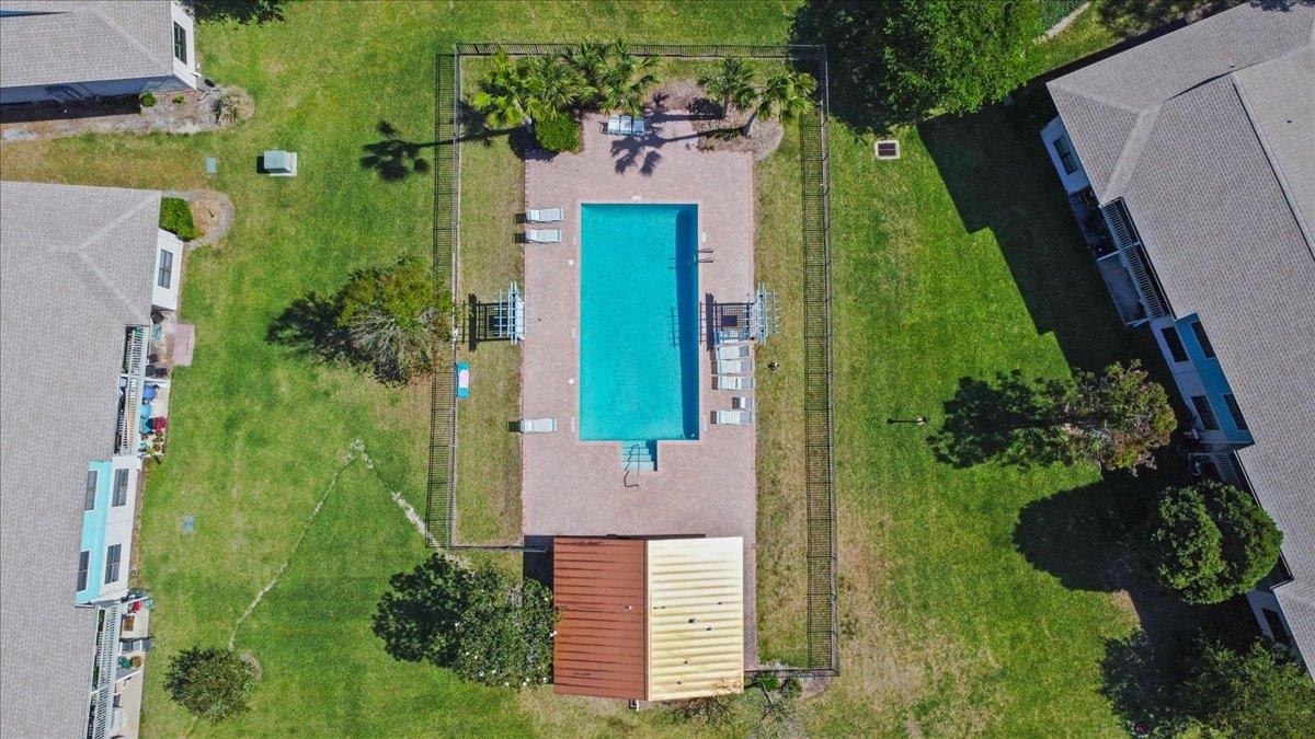 Image 49 of 51 For 650 Pope Rd W 205