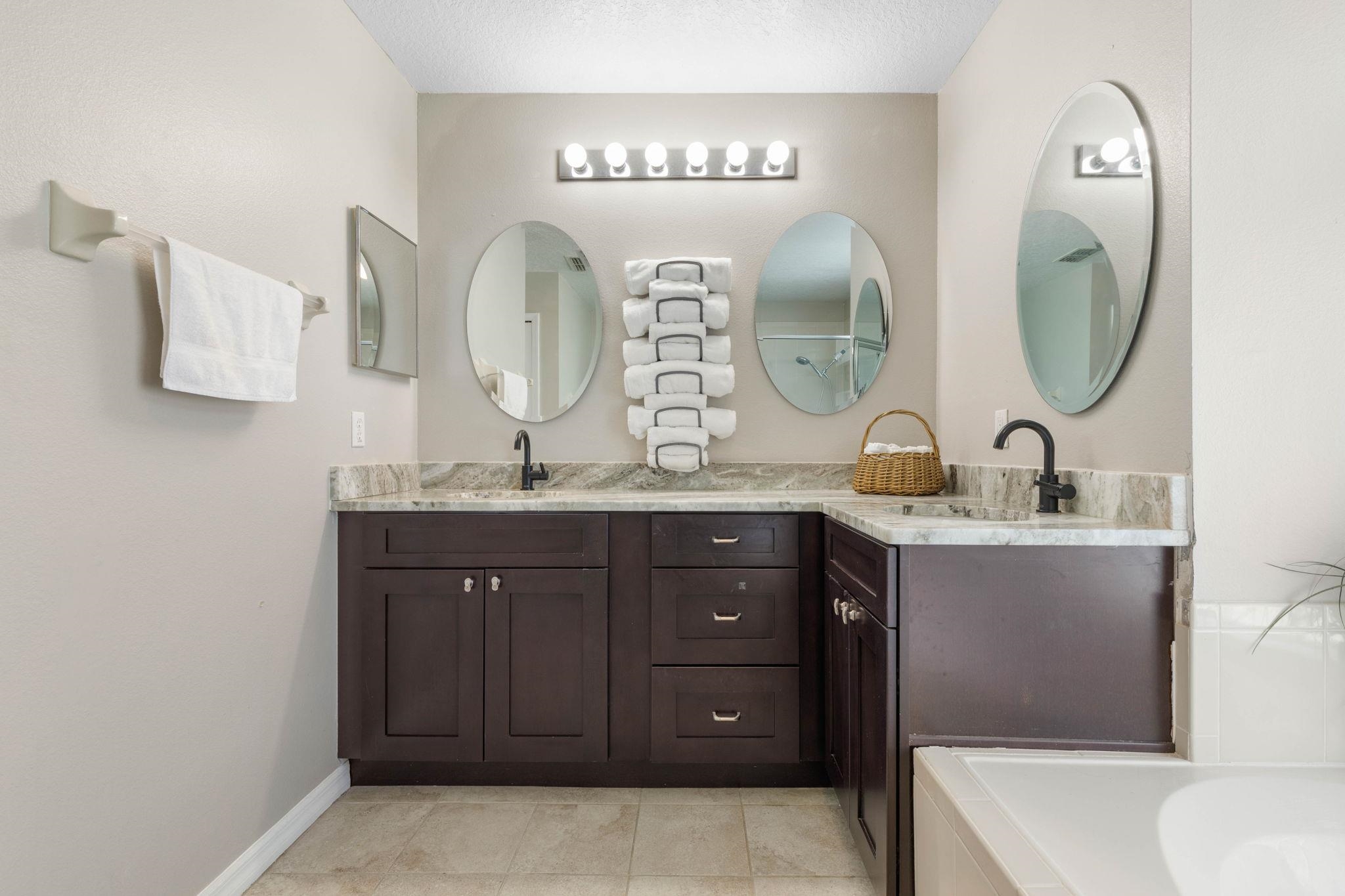 Image 29 of 66 For 95 Frankford Ln