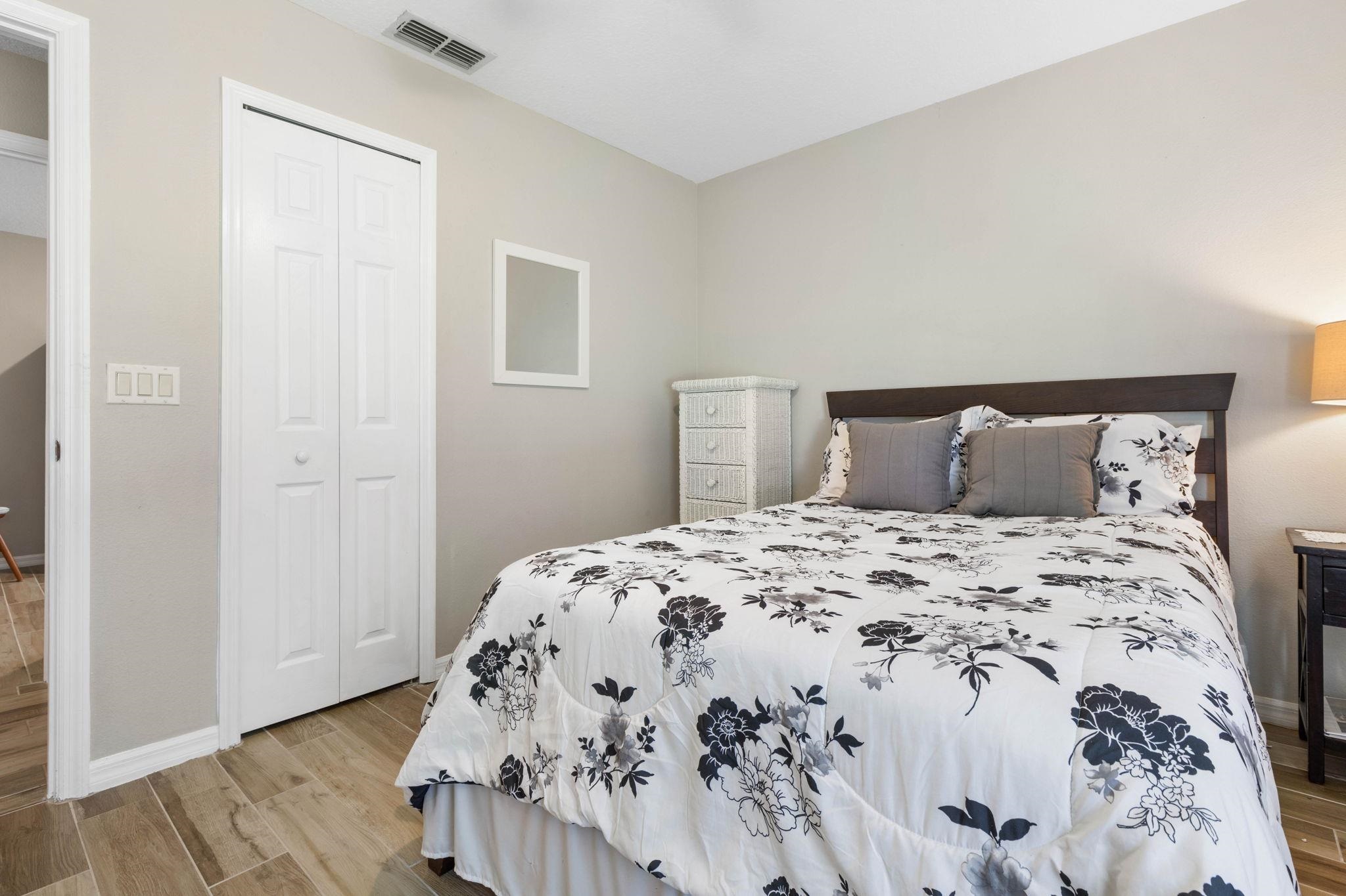 Image 42 of 66 For 95 Frankford Ln