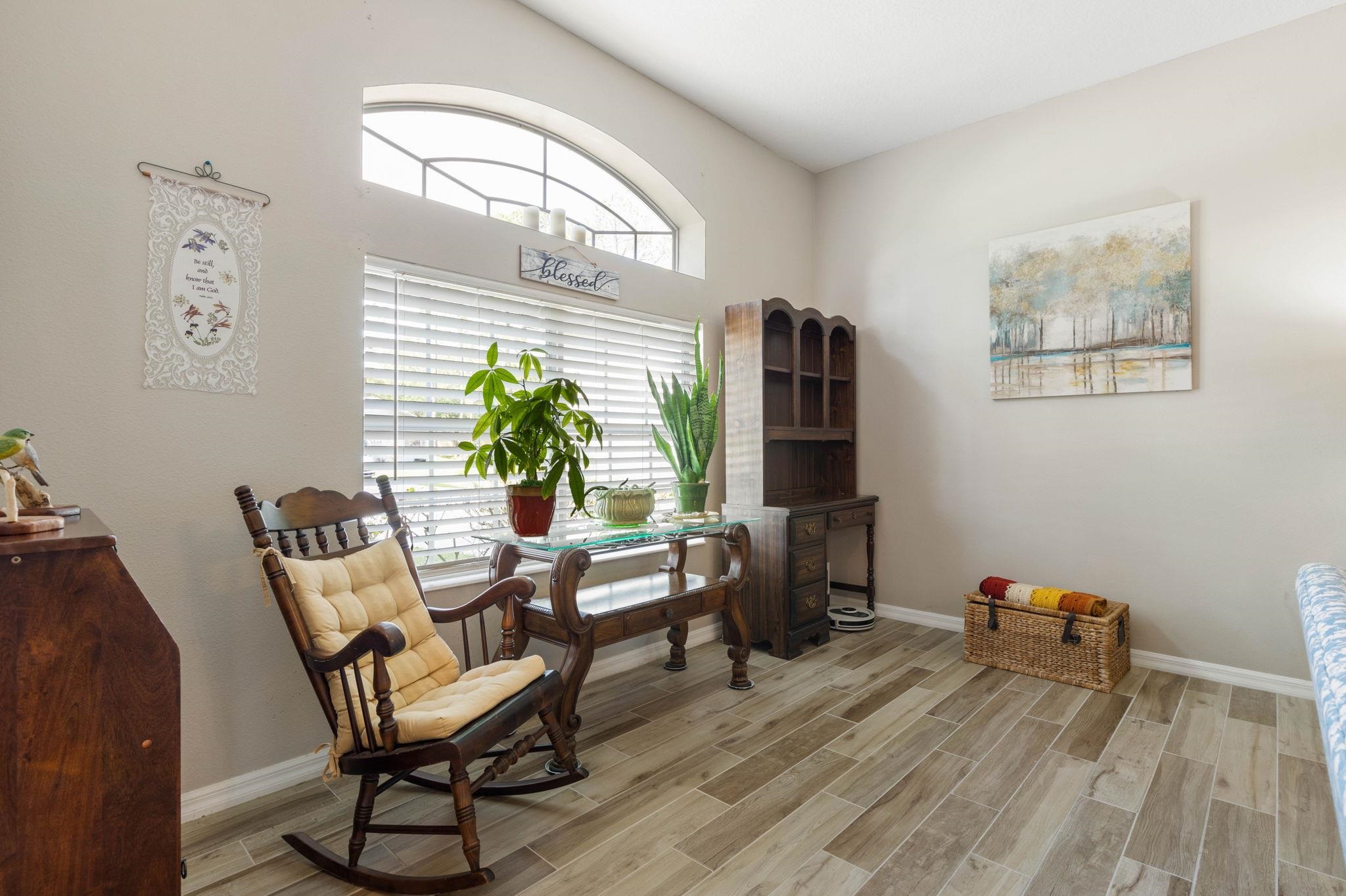 Image 8 of 66 For 95 Frankford Ln