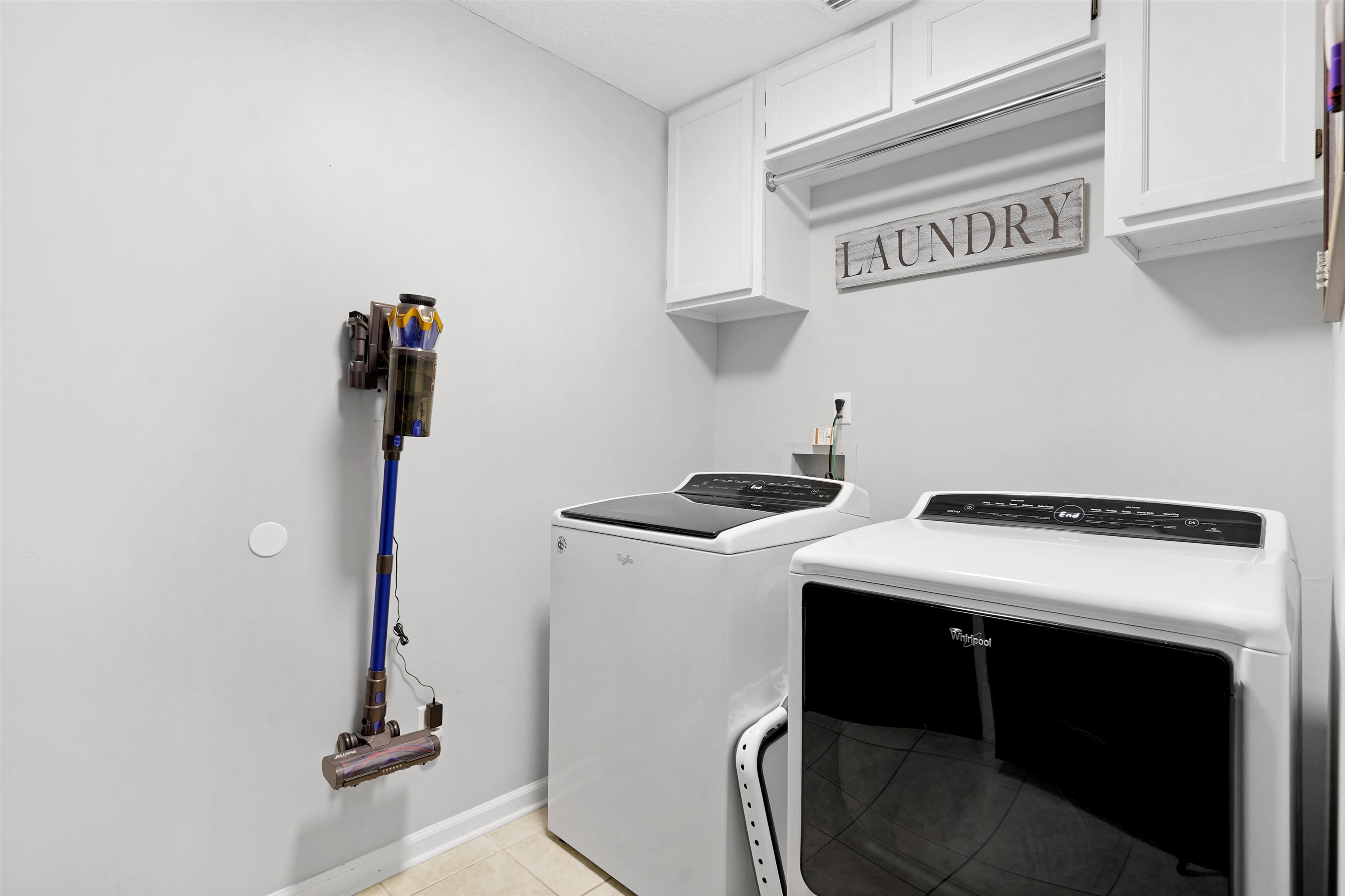 Image 27 of 40 For 12449 Jeremys Landing Ct