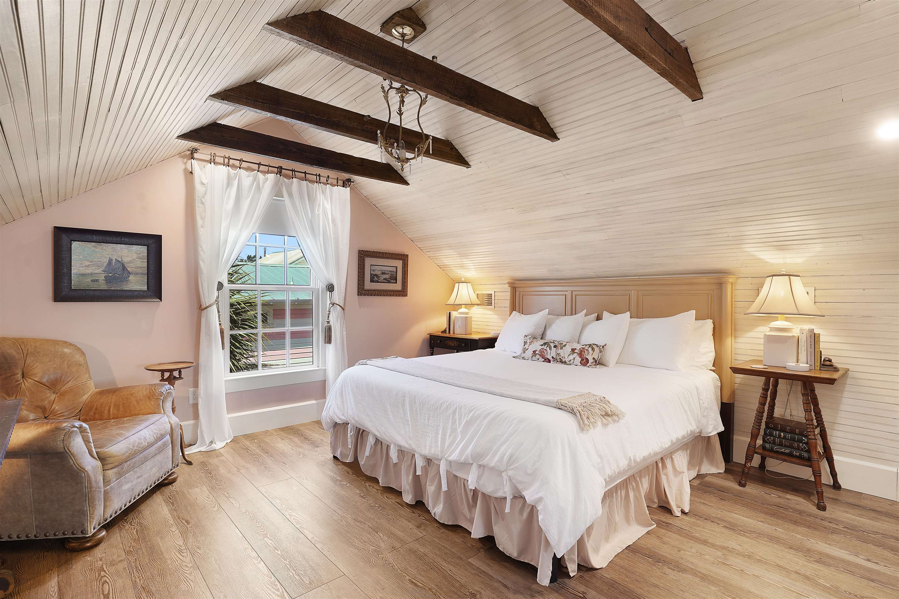 Image 14 of 55 For 16 Locust St