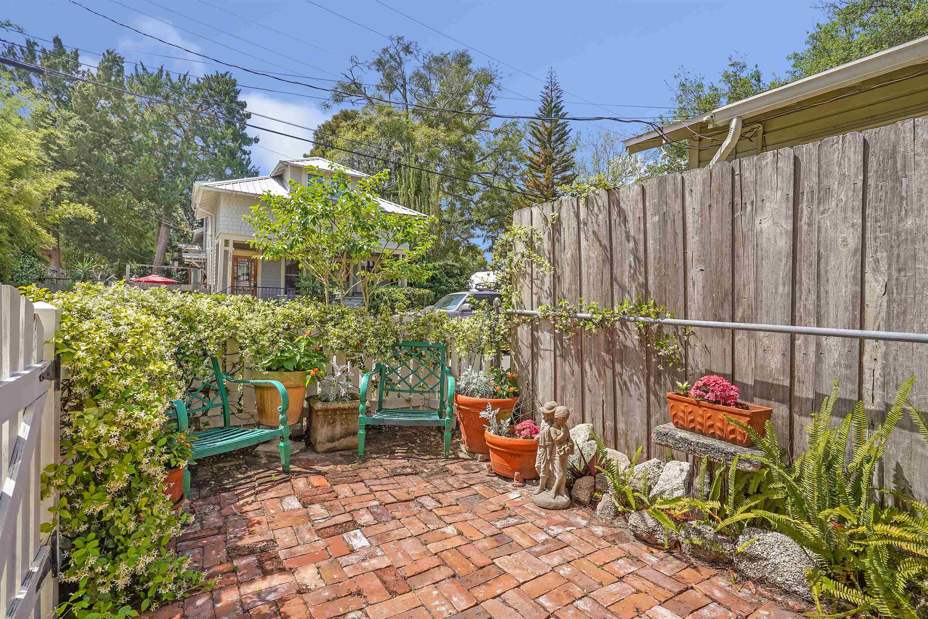 Image 46 of 55 For 16 Locust St