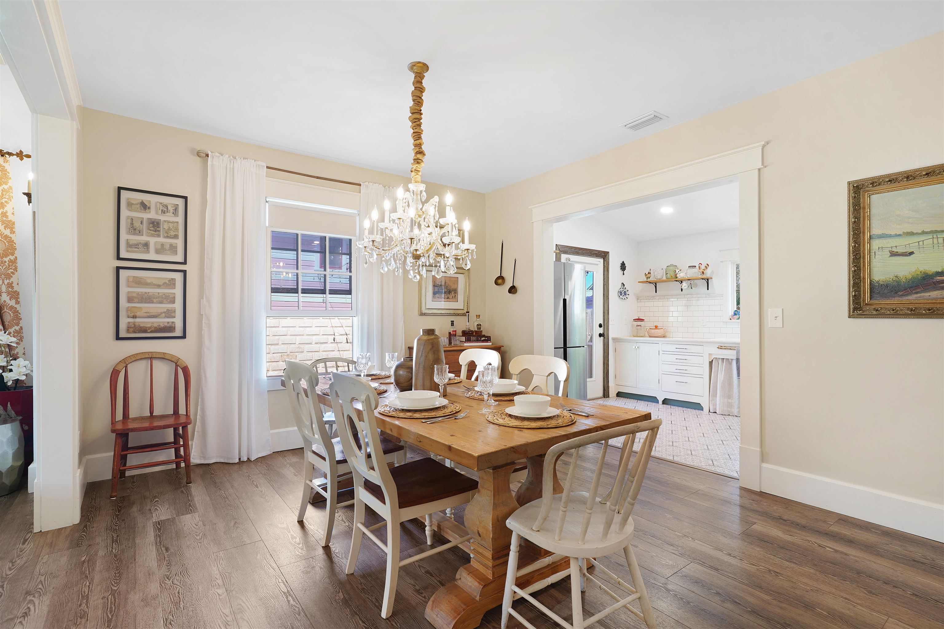 Image 9 of 55 For 16 Locust St