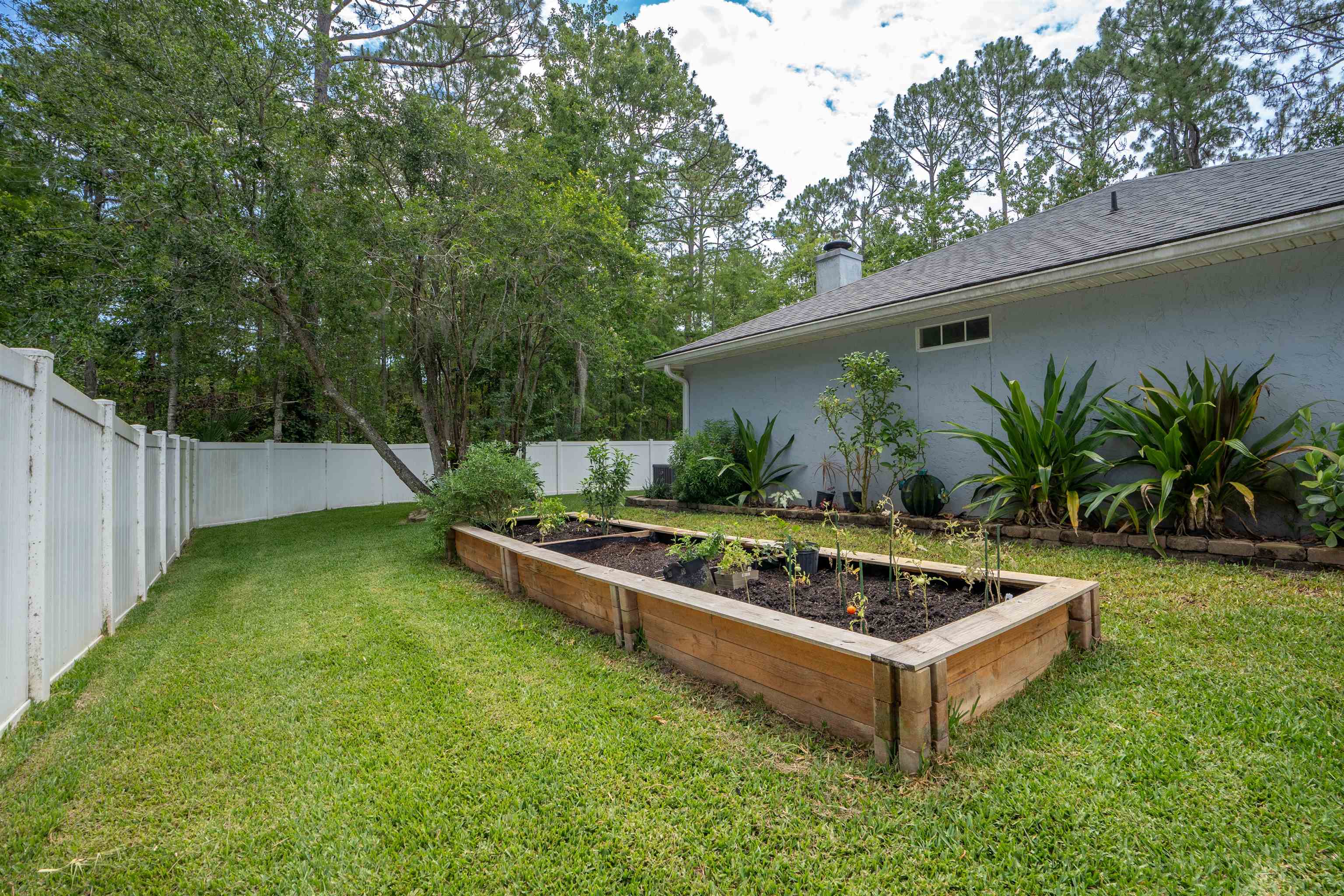 Image 12 of 38 For 2100 Marsh Hen Court