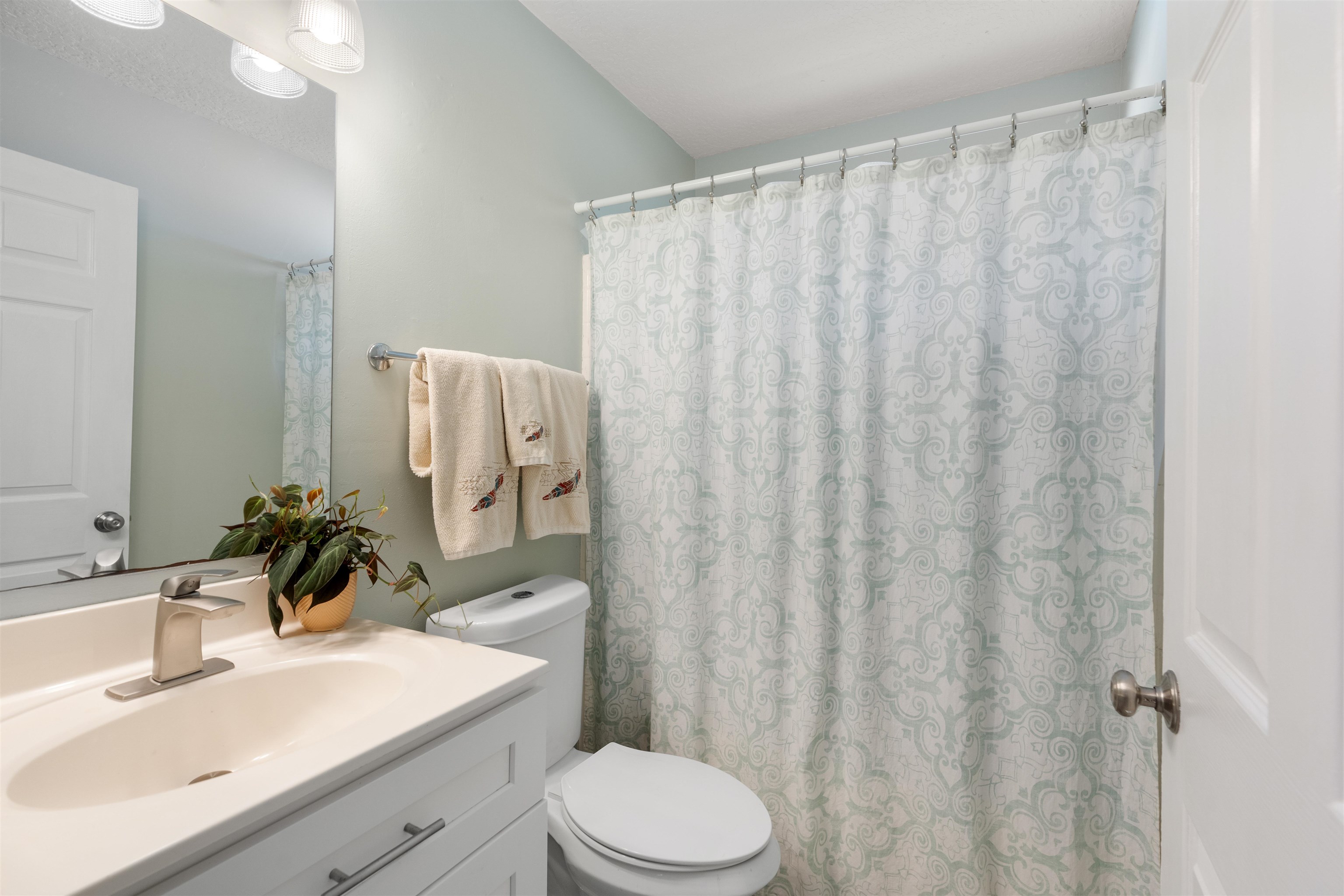 Image 33 of 38 For 2100 Marsh Hen Court