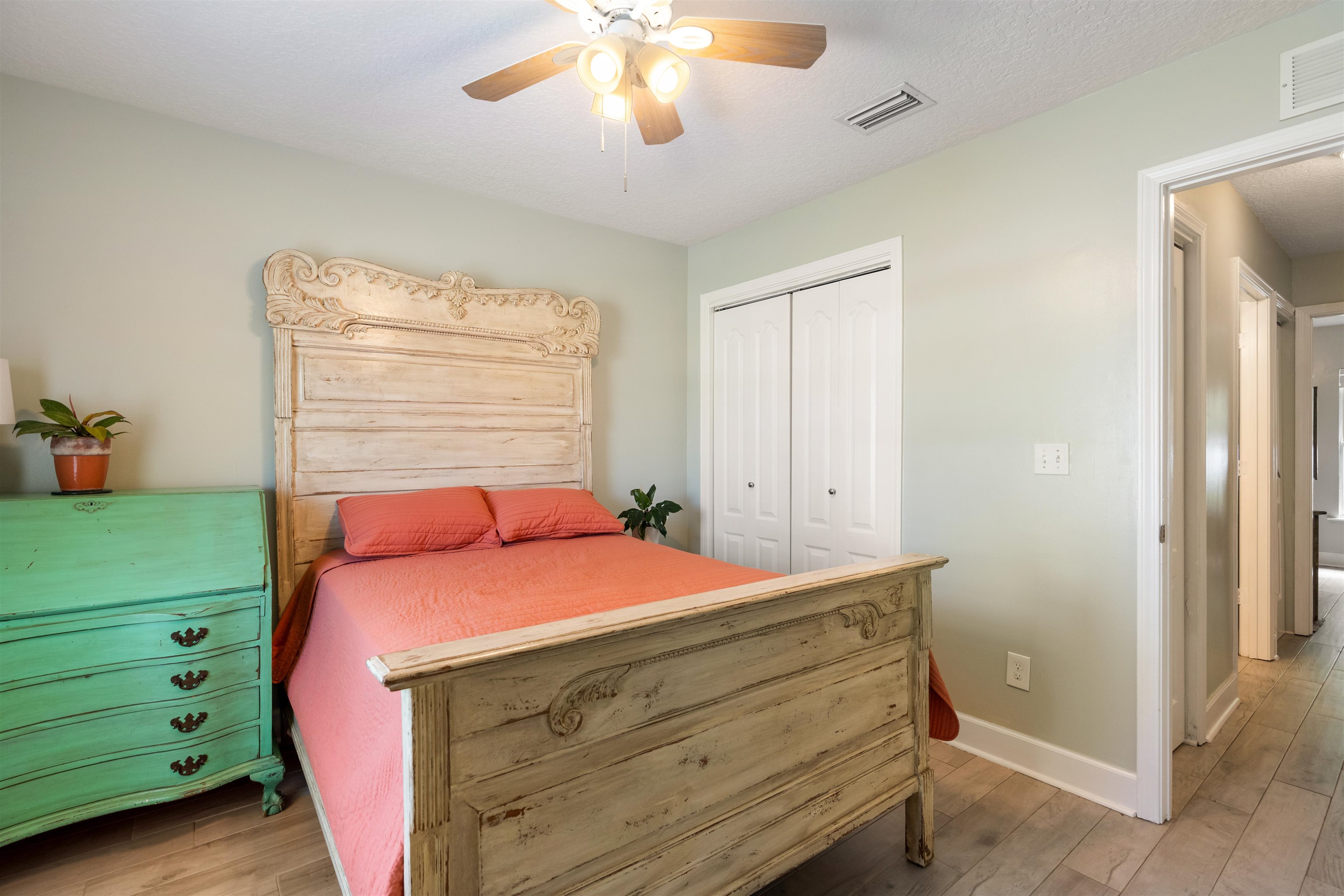 Image 34 of 38 For 2100 Marsh Hen Court