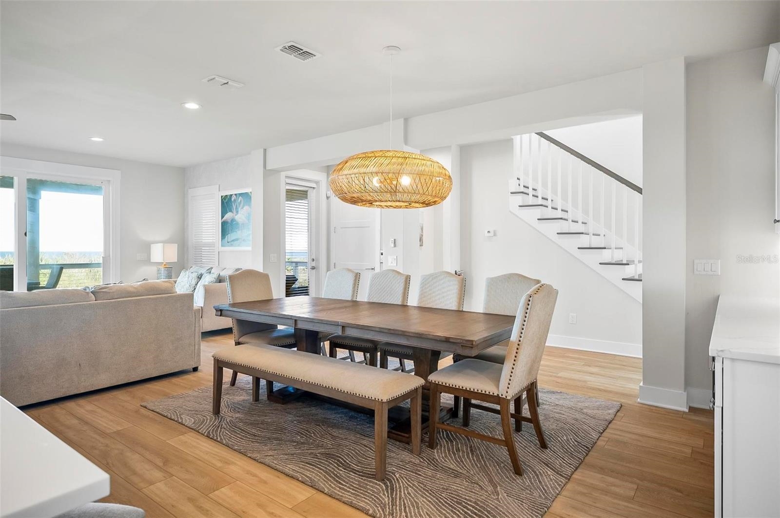 Image 7 of 49 For 202 Surfview Ln