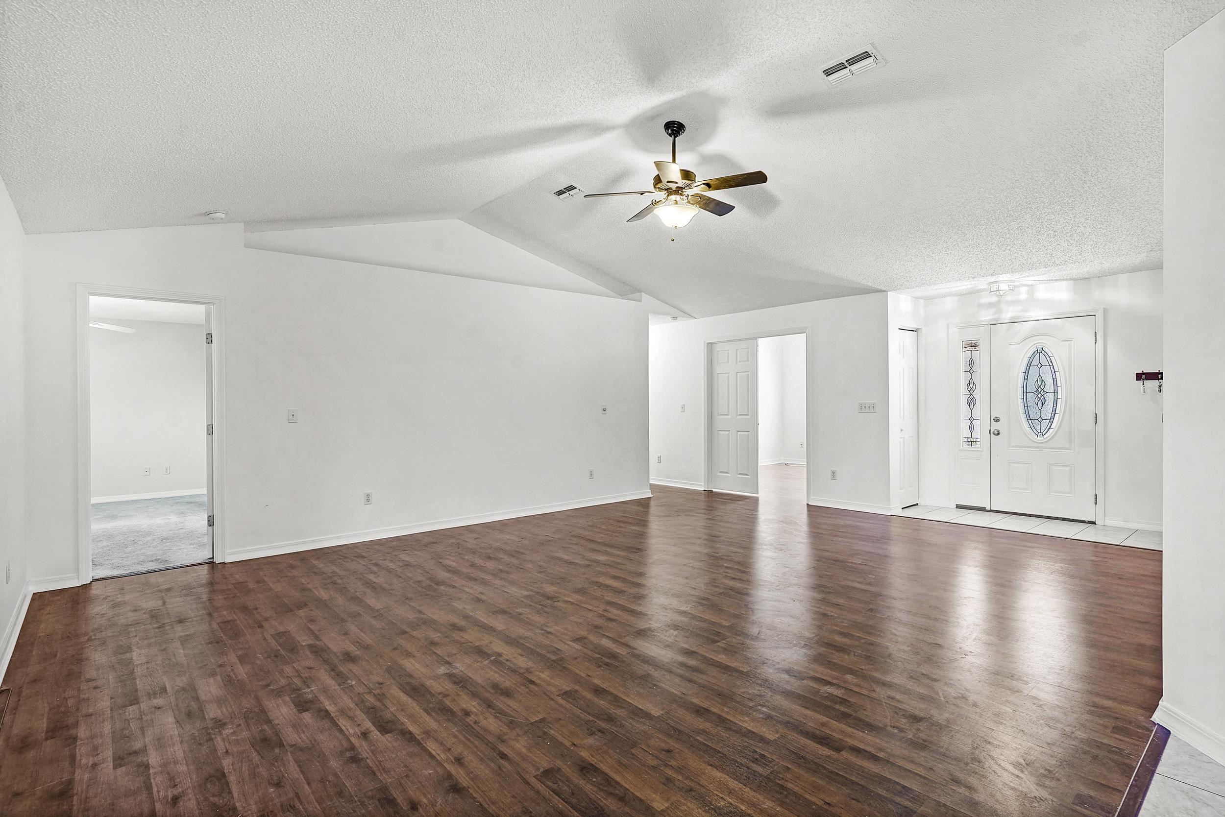 Image 15 of 38 For 444 Mango Cir