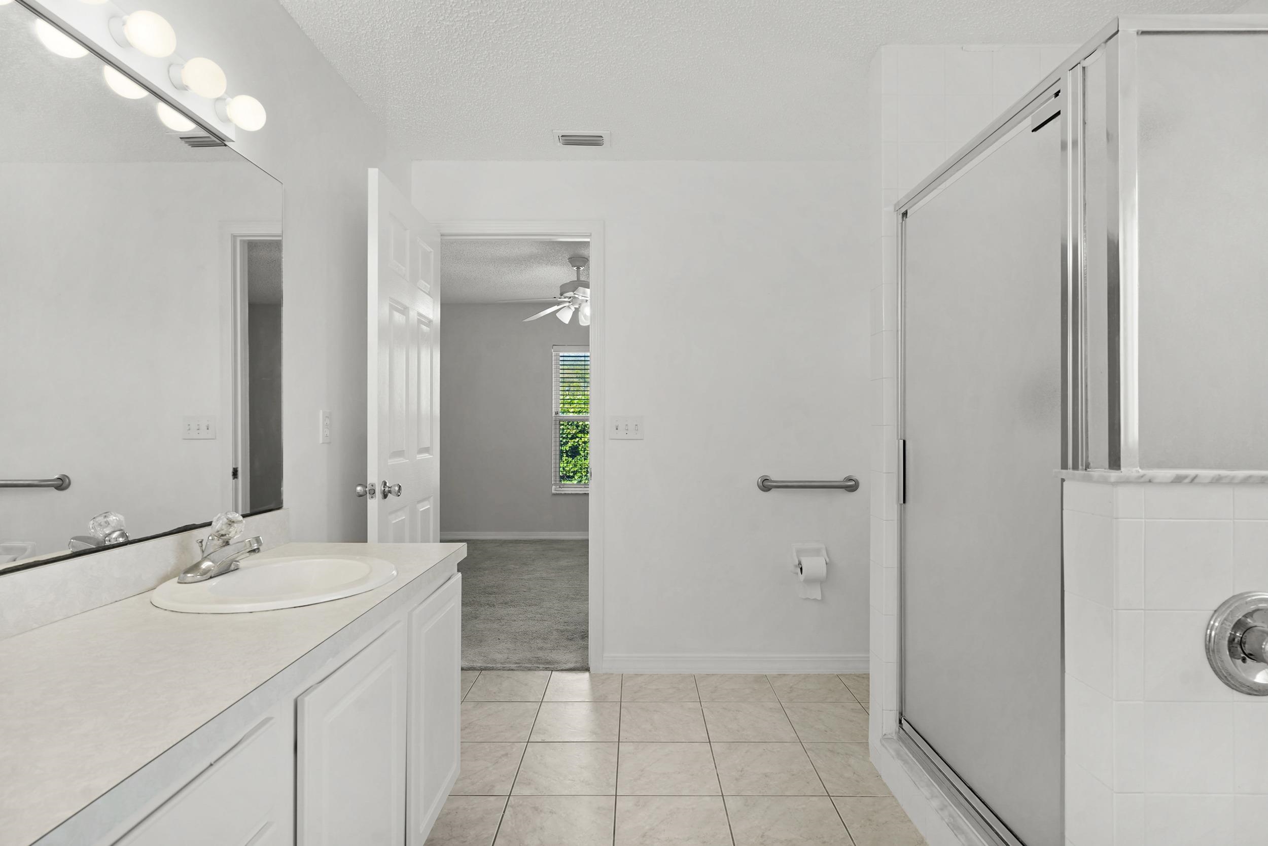 Image 20 of 38 For 444 Mango Cir