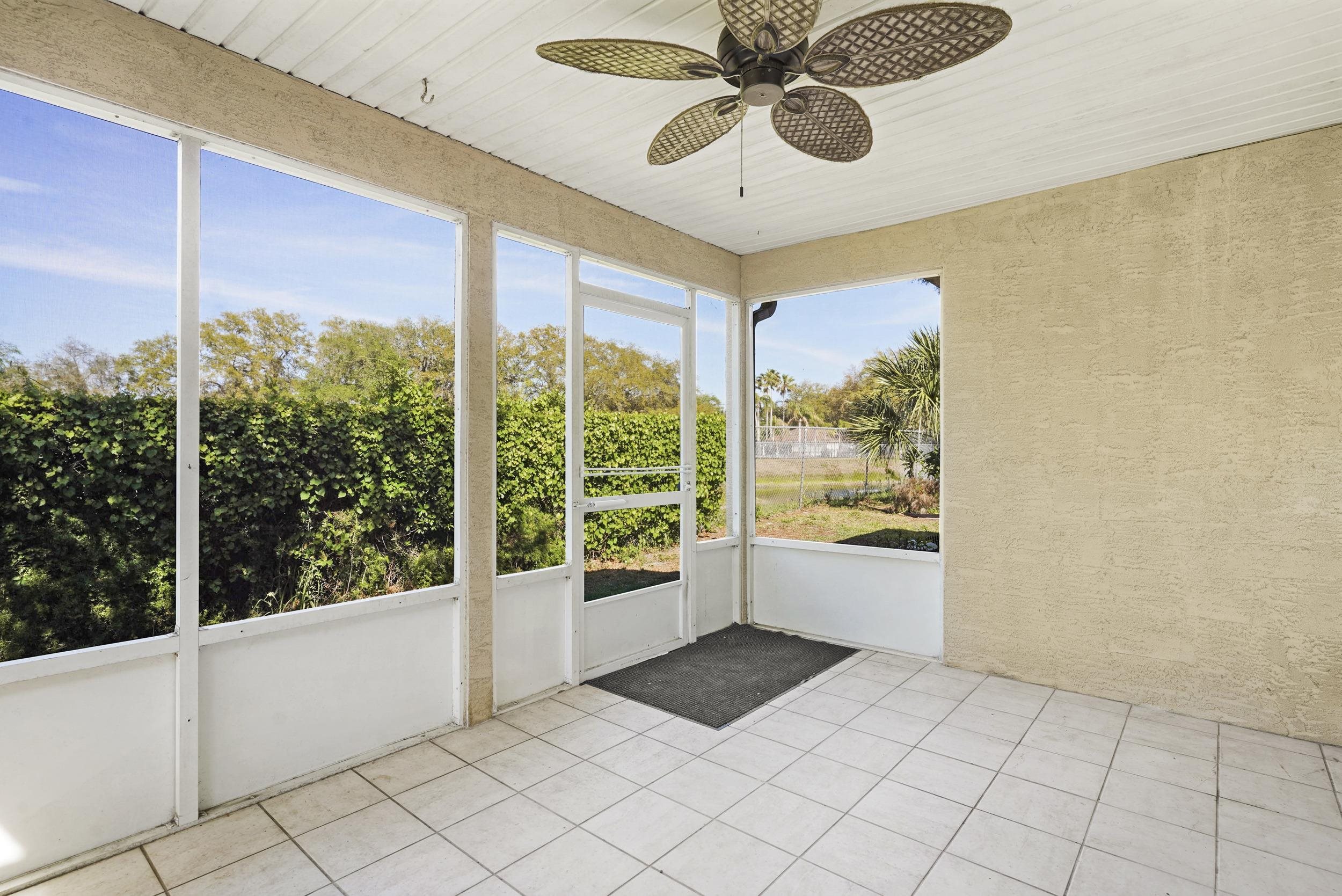 Image 28 of 38 For 444 Mango Cir