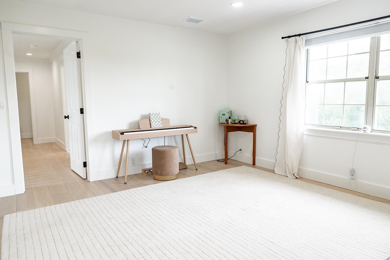 Image 39 of 82 For 426 Marsh Point Cir